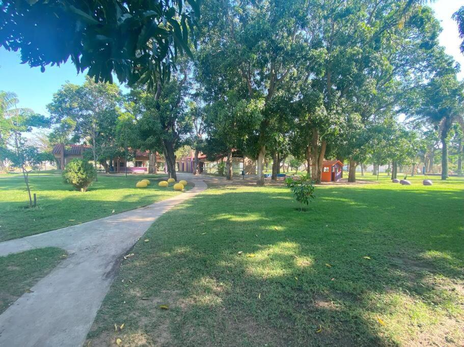 Hermosa casa en cond. privado
