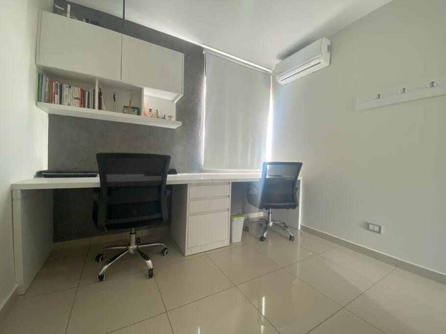Hermosa casa en cond. privado