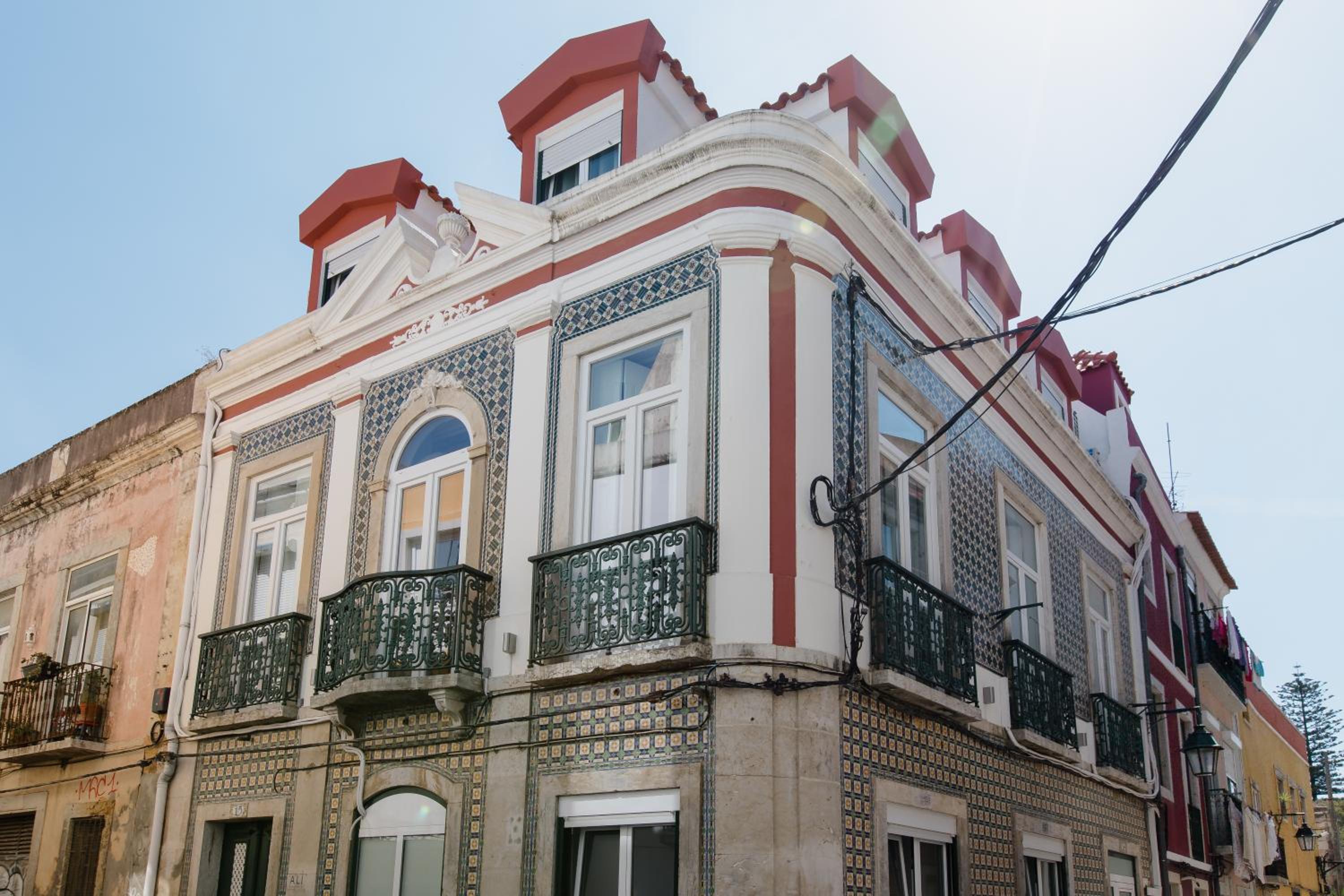 Casa do Azulejo II view 2
