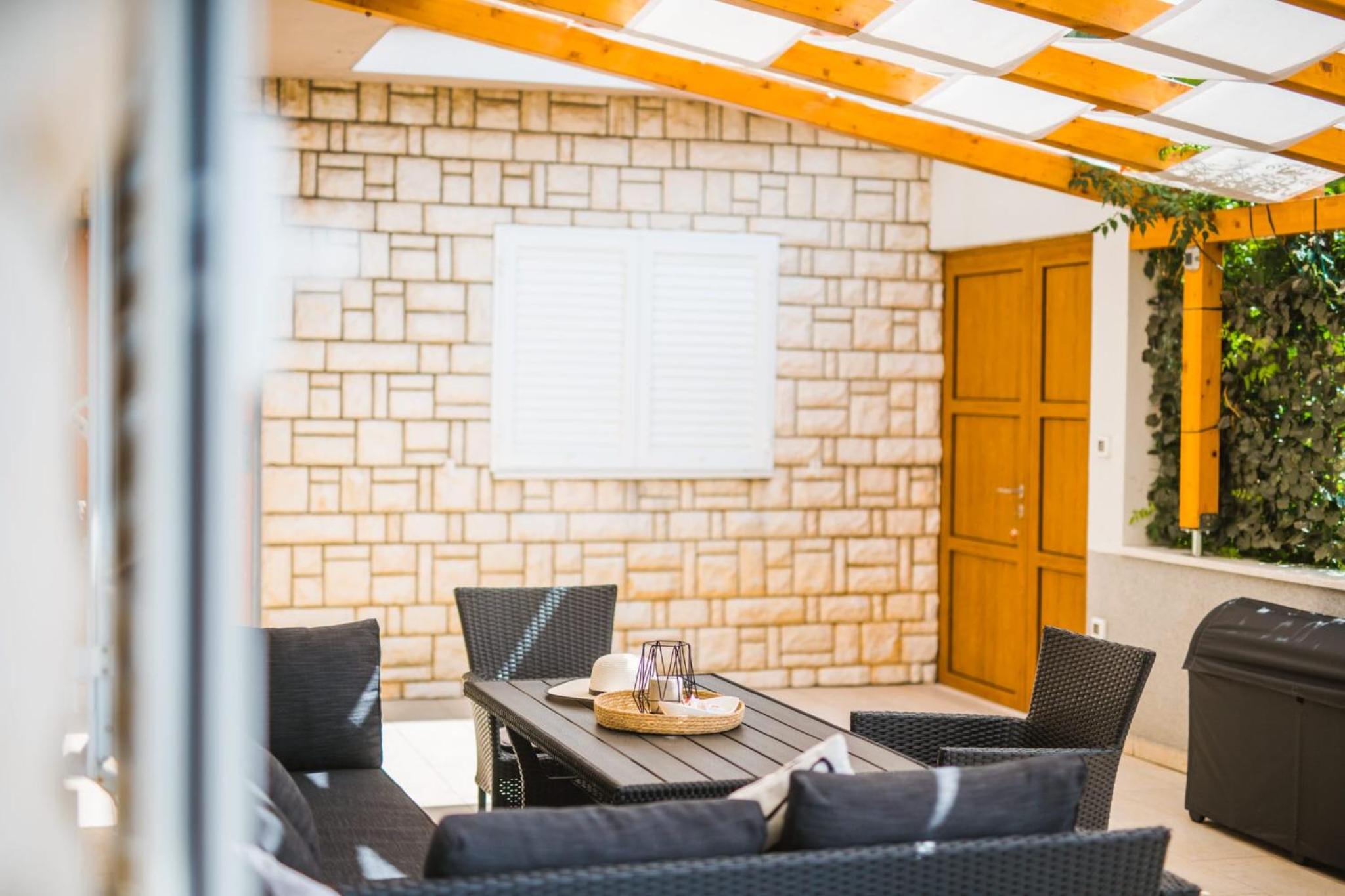 Apartman Marta view 2