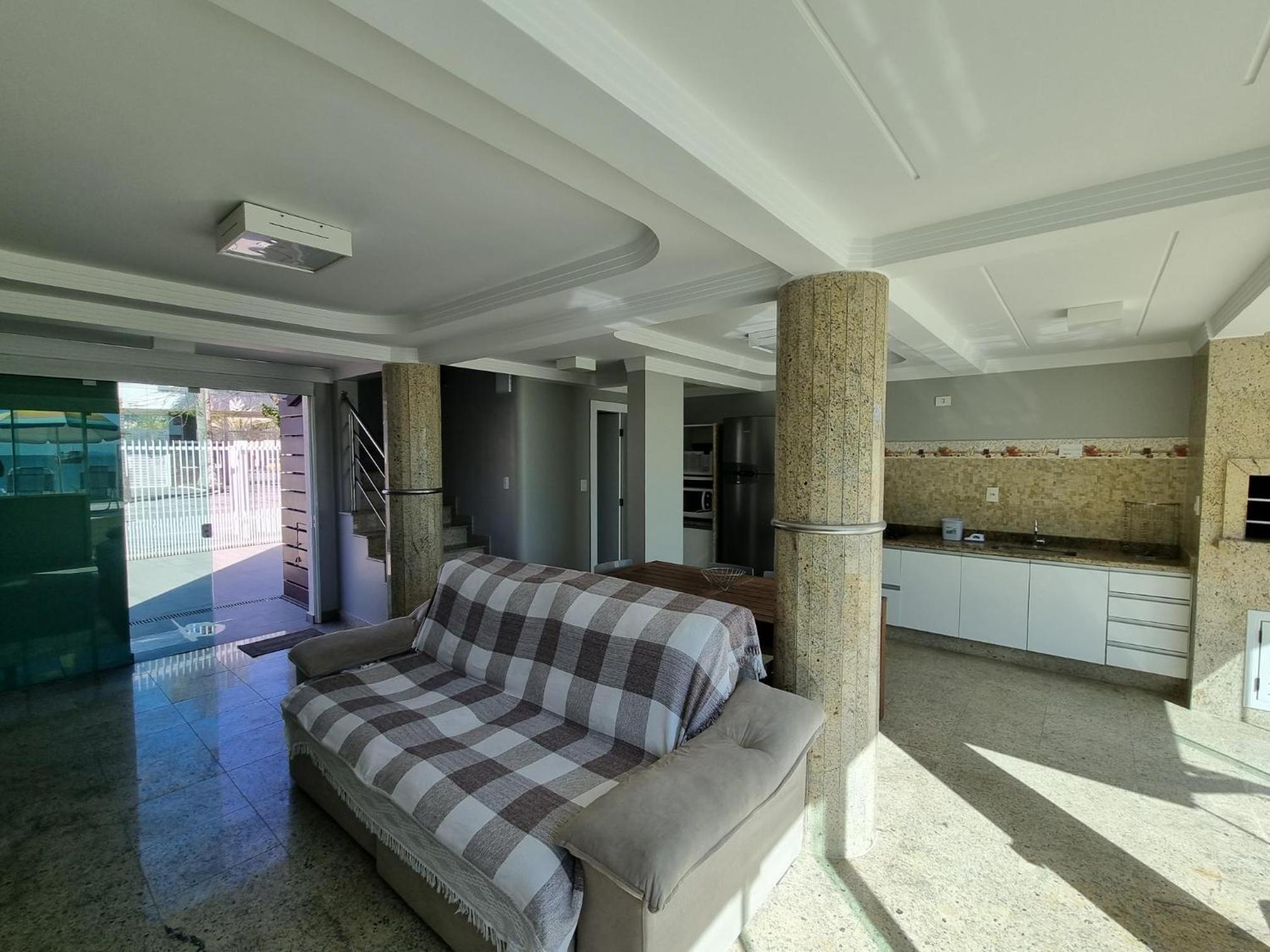 triplex beira mar de bombinhas