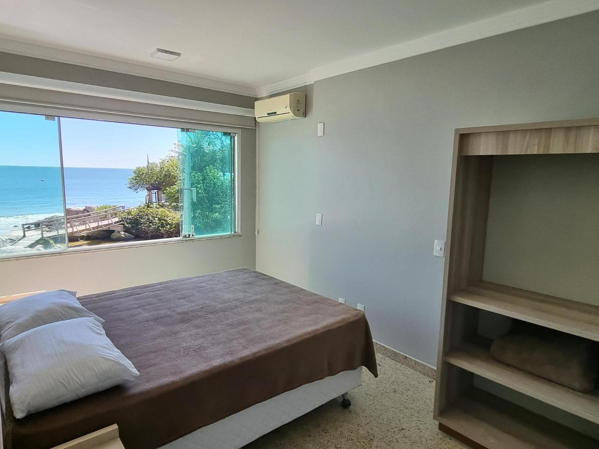 triplex beira mar de bombinhas