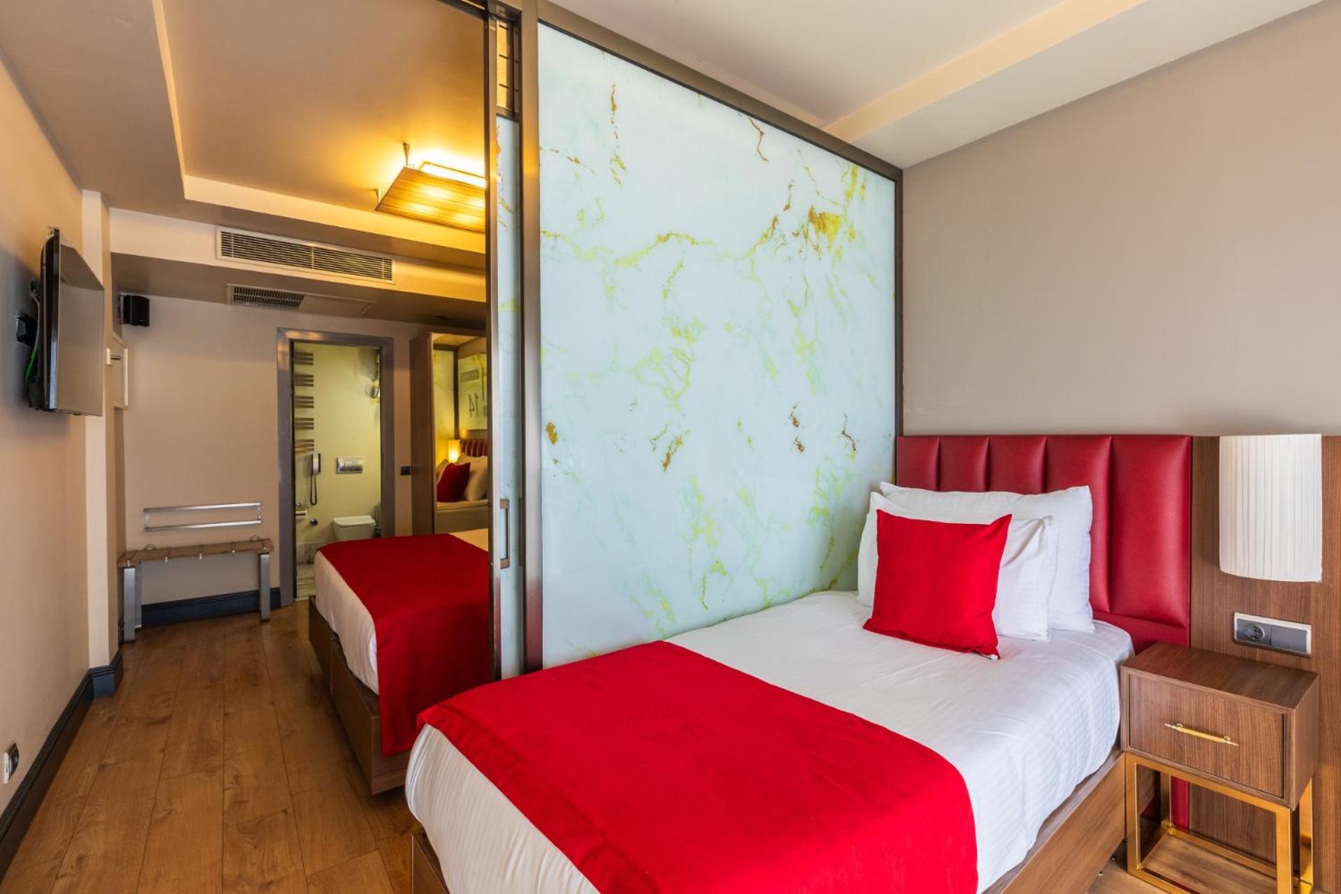 Ramada By Wyndham Istanbul Pera Taksim - Image 223
