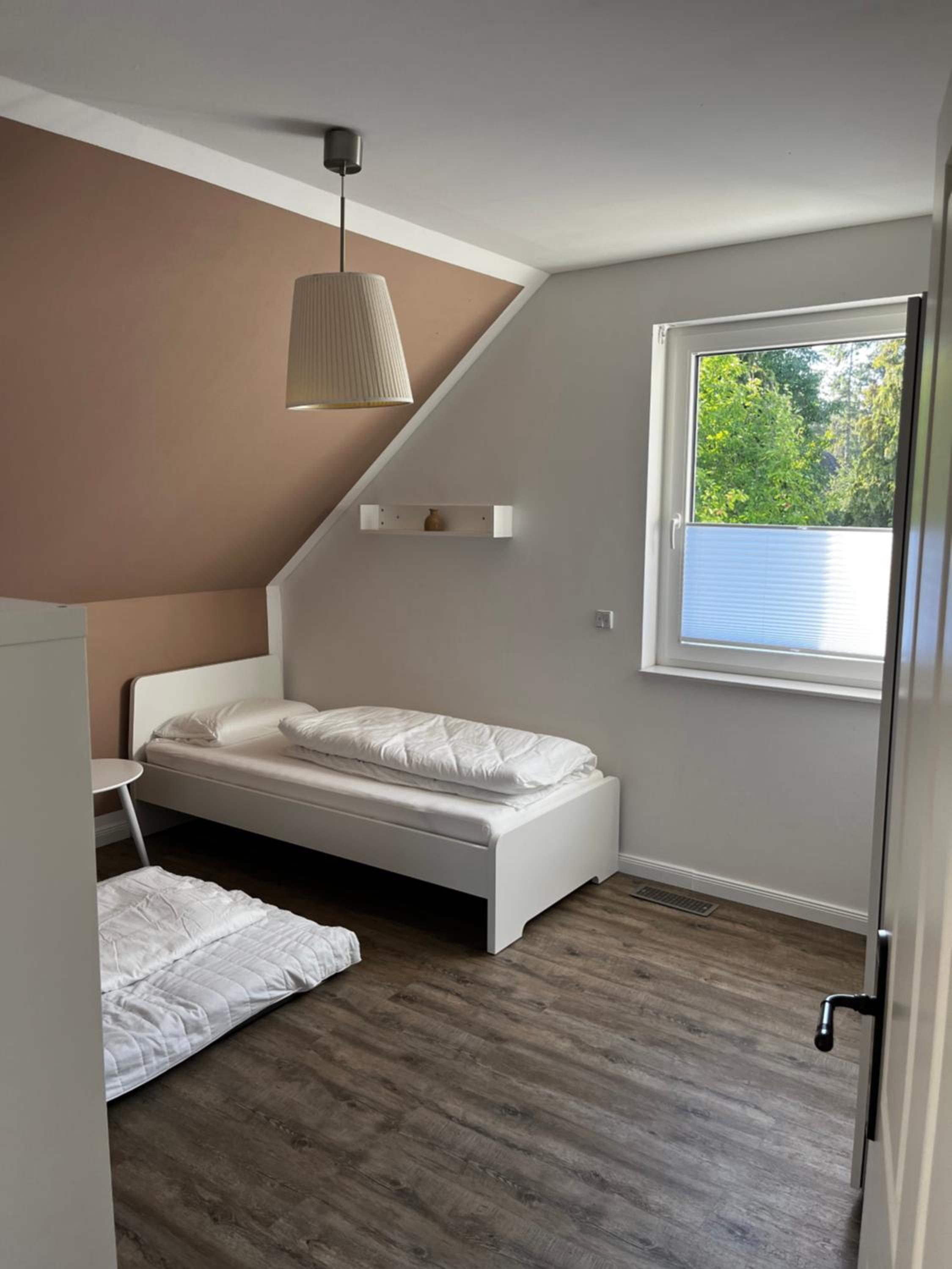 Hochwertiges Haus mit Garten mit guter Anbindung