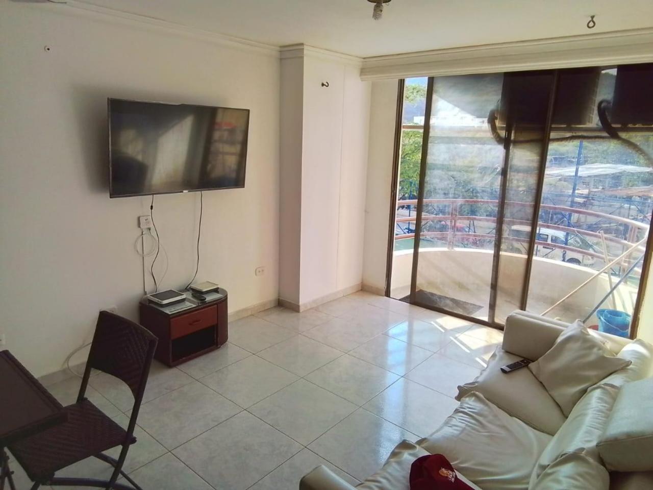 Apto Rodadero 2 habitaciones a 3 cuadras playa