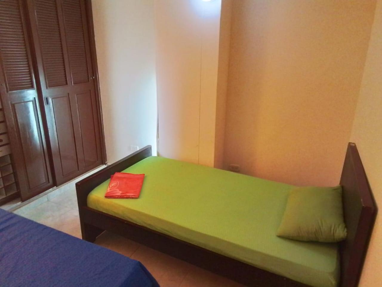 Apto Rodadero 2 habitaciones a 3 cuadras playa