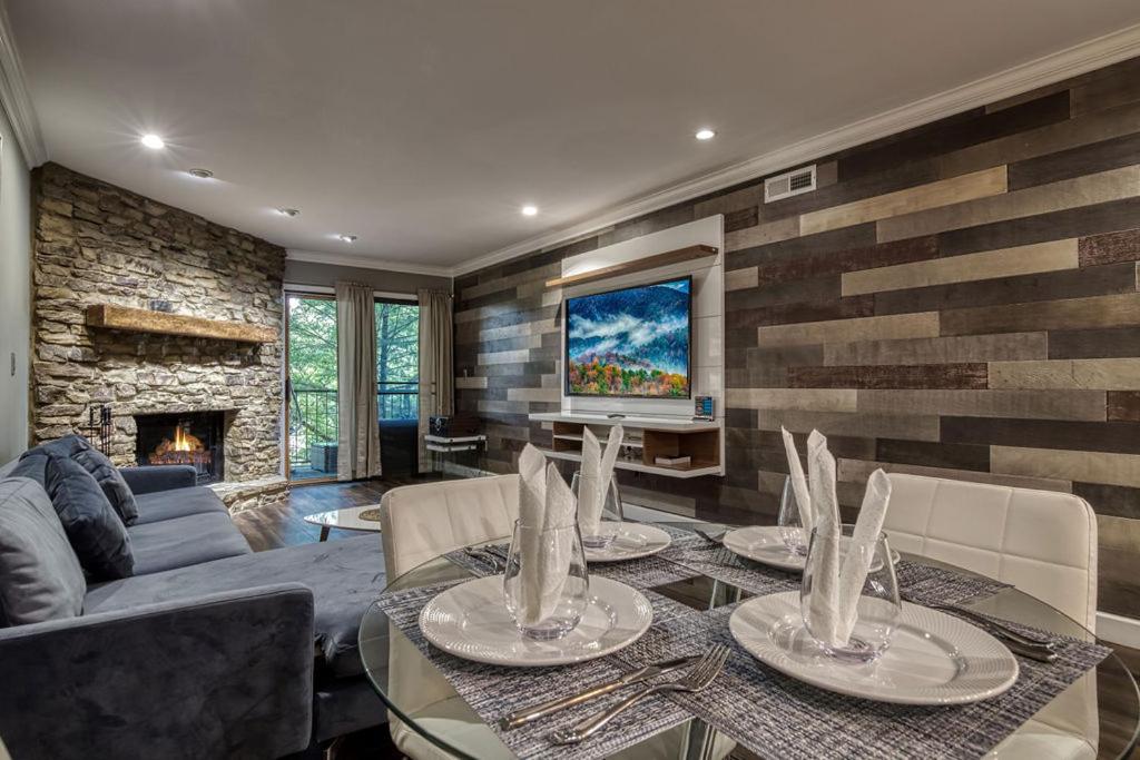 A Stones Throw, Relax & Unwind Free attraction Tickets, WIFI view 5