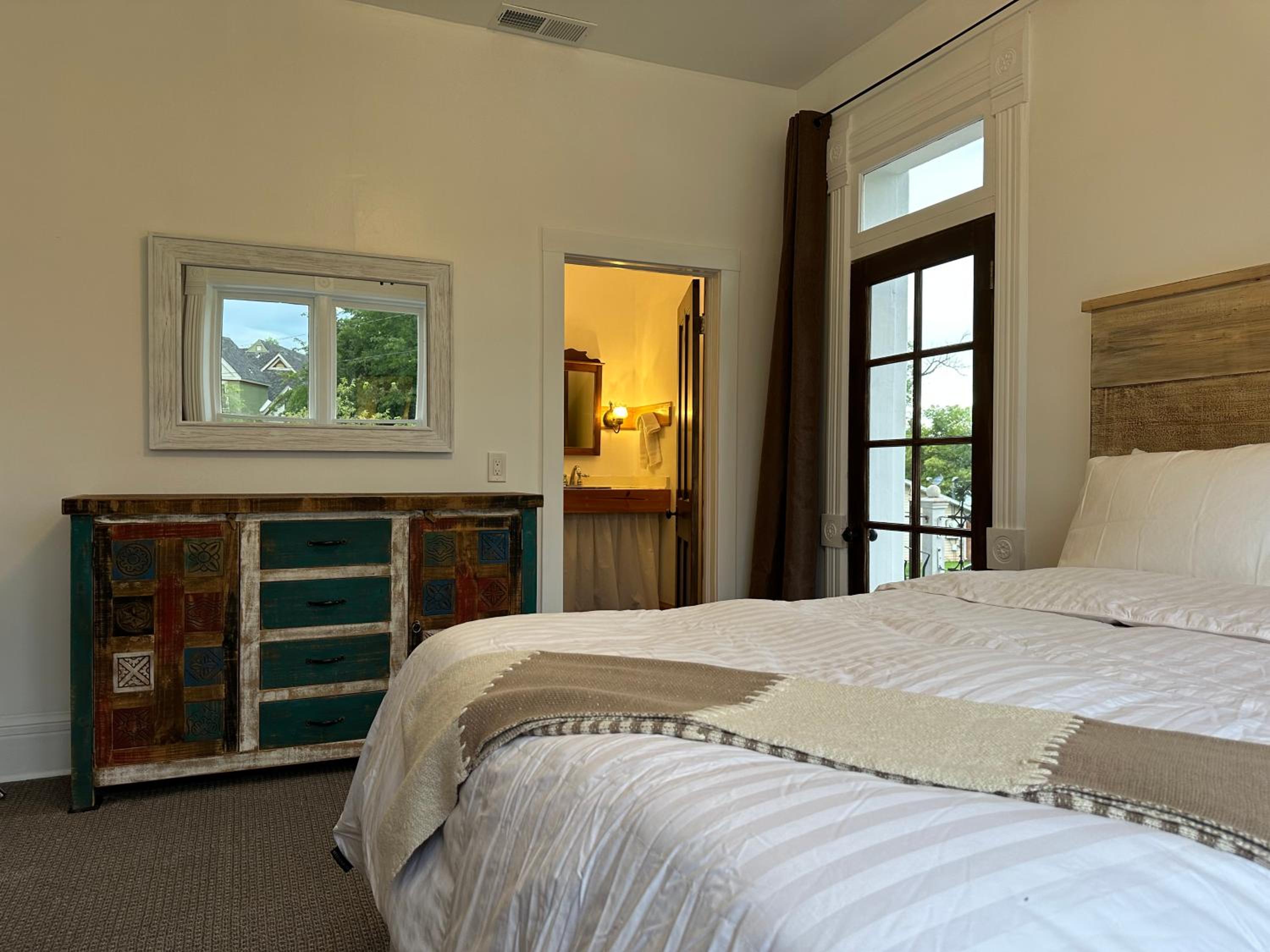 The Cottage at 241 North, photo 28