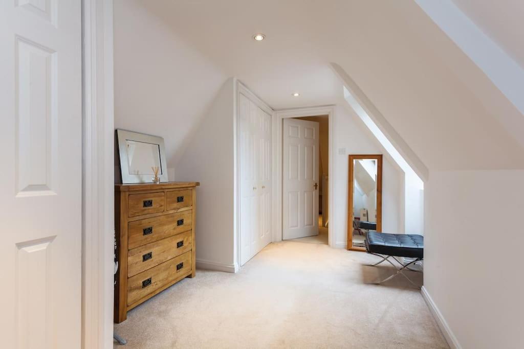 New Forest Luxury Manor House, New Forest and River Stour