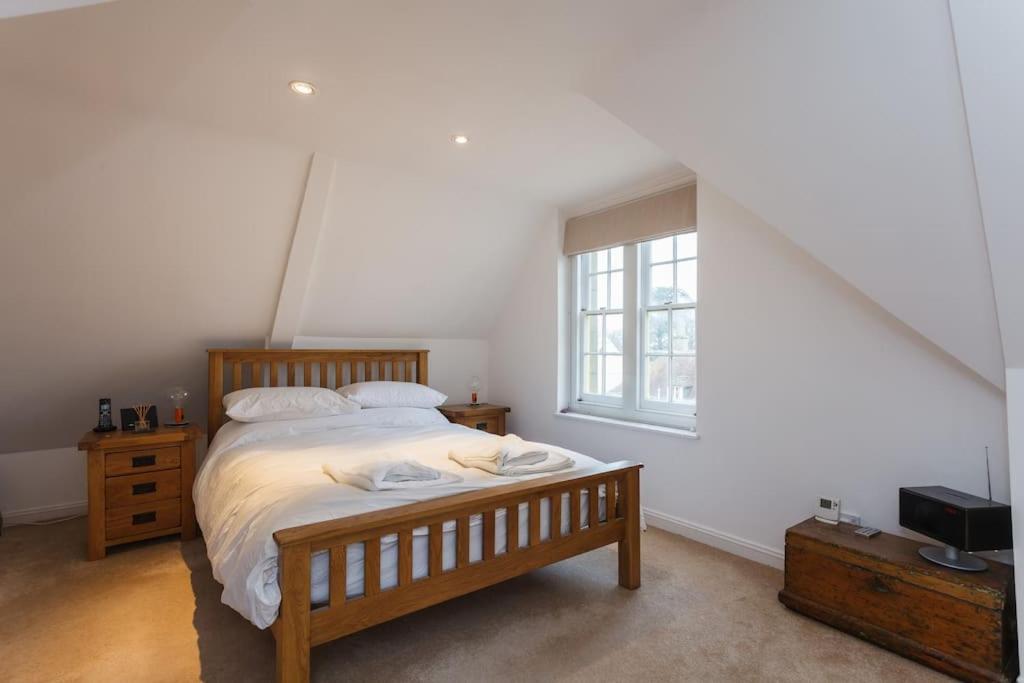 New Forest Luxury Manor House, New Forest and River Stour
