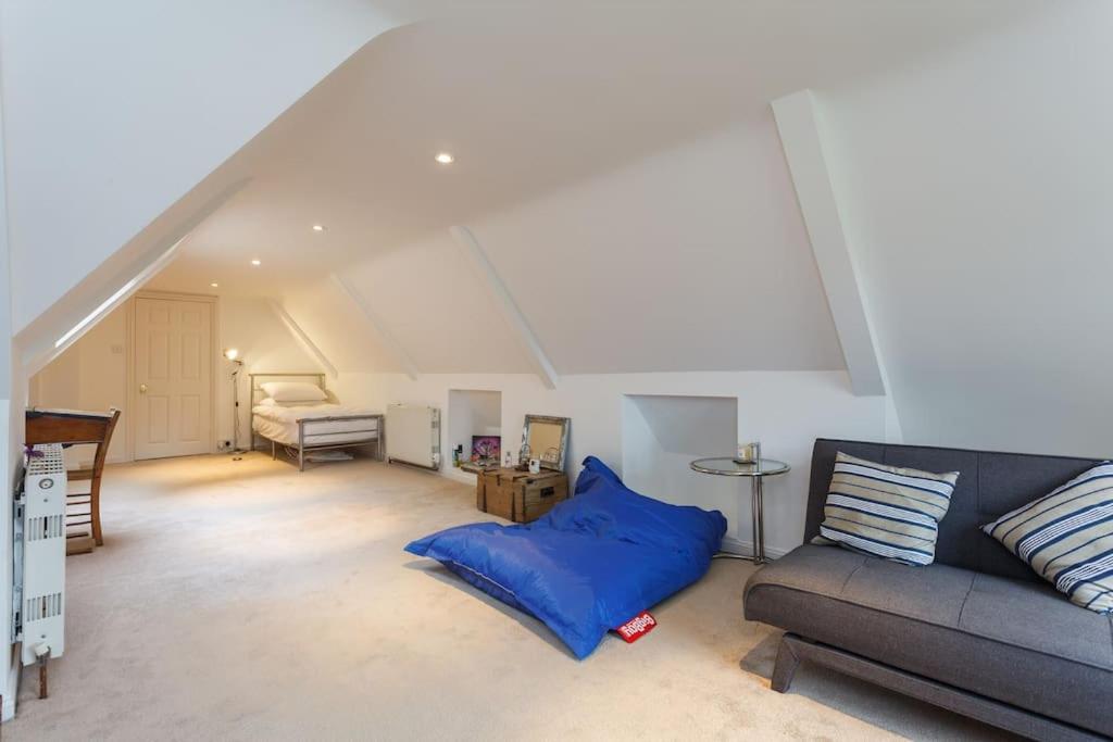 New Forest Luxury Manor House, New Forest and River Stour