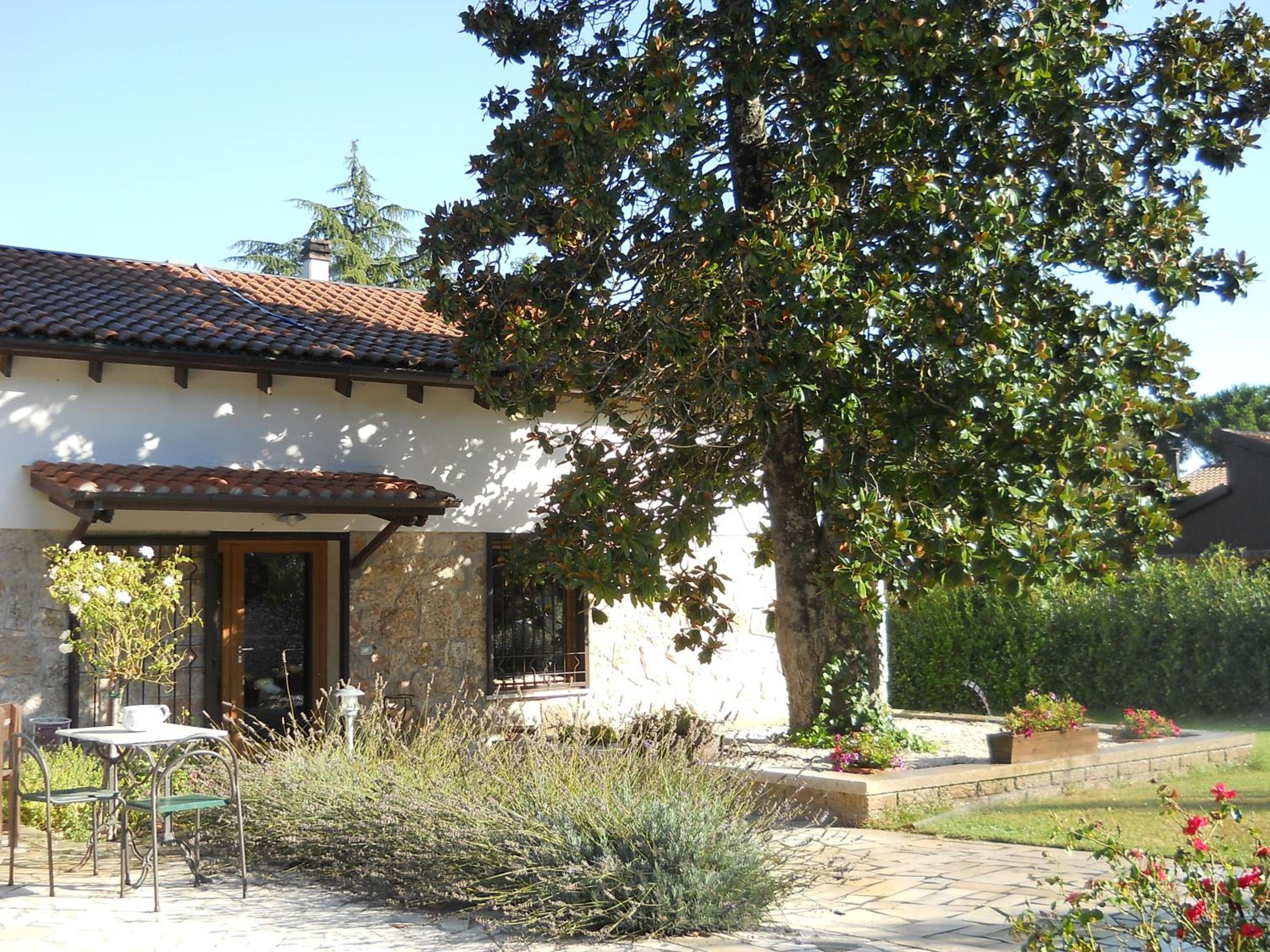 Nostra Signora Del Lago