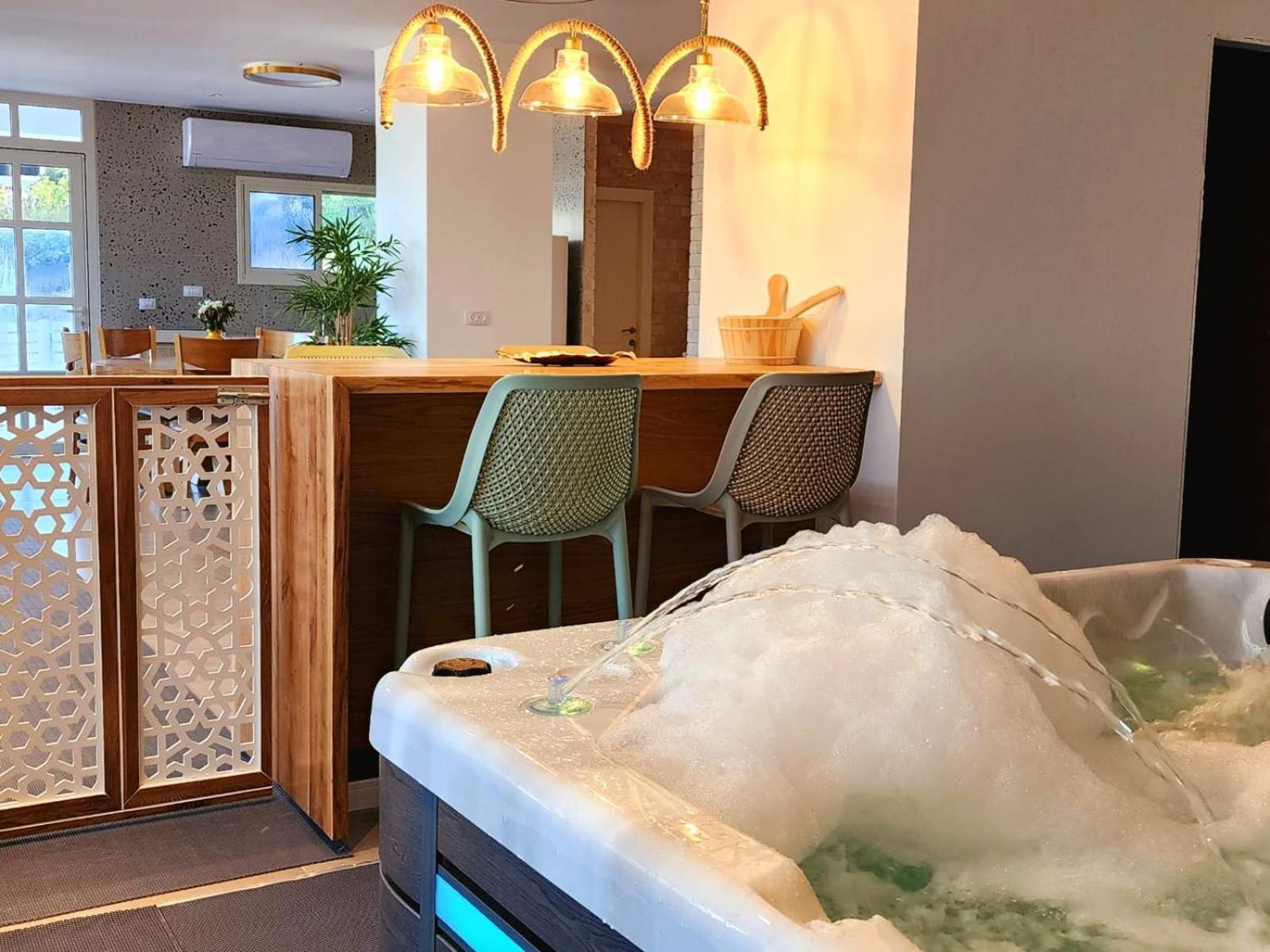 Serentias suite & spa view 5