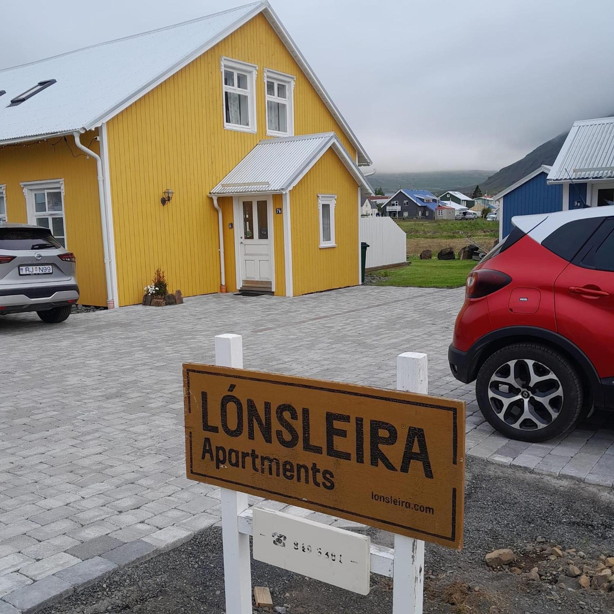 Lónsleira Apartments