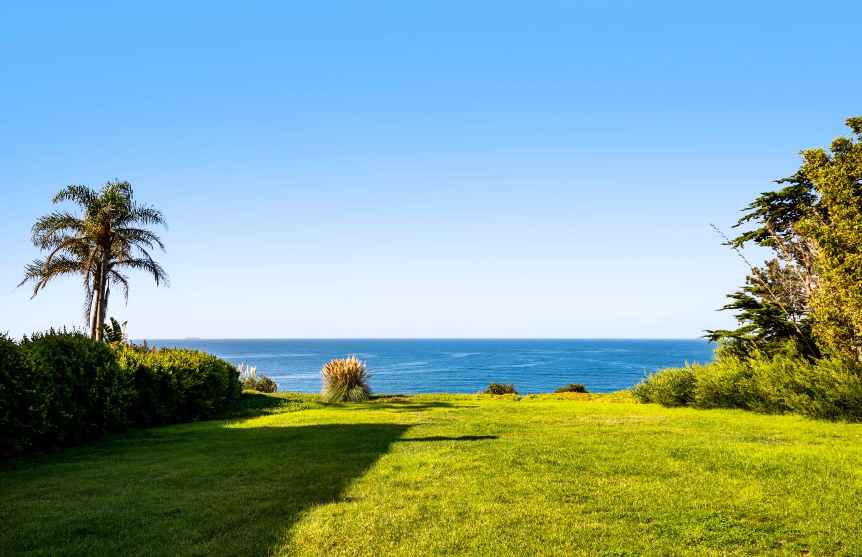 30 PCT OFF Limited Time! Ocean Escape Malibu with Pool, Walk to Beach and Hiking - Property Image 5