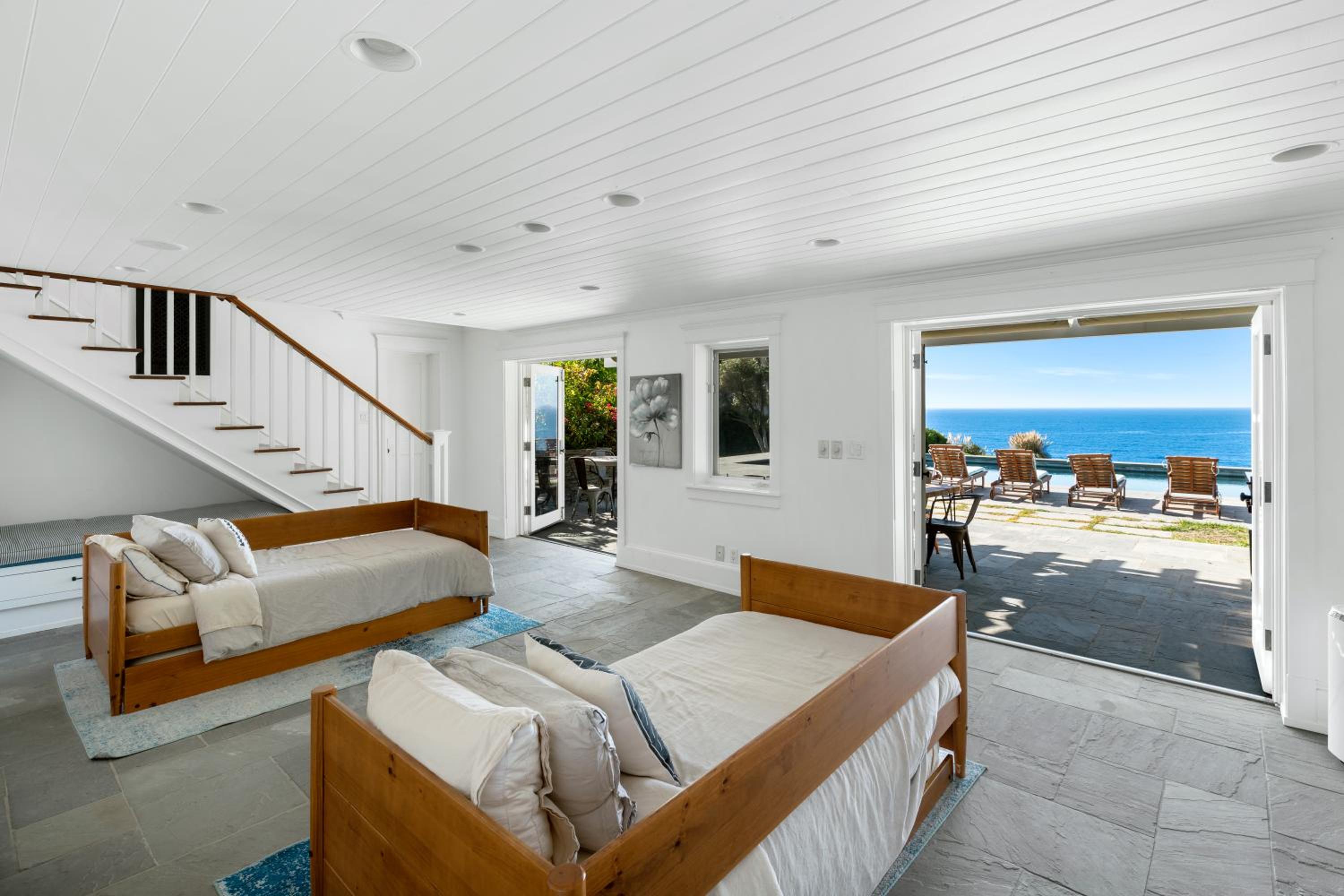 30 PCT OFF Limited Time! Ocean Escape Malibu with Pool, Walk to Beach and Hiking - Property Image 8