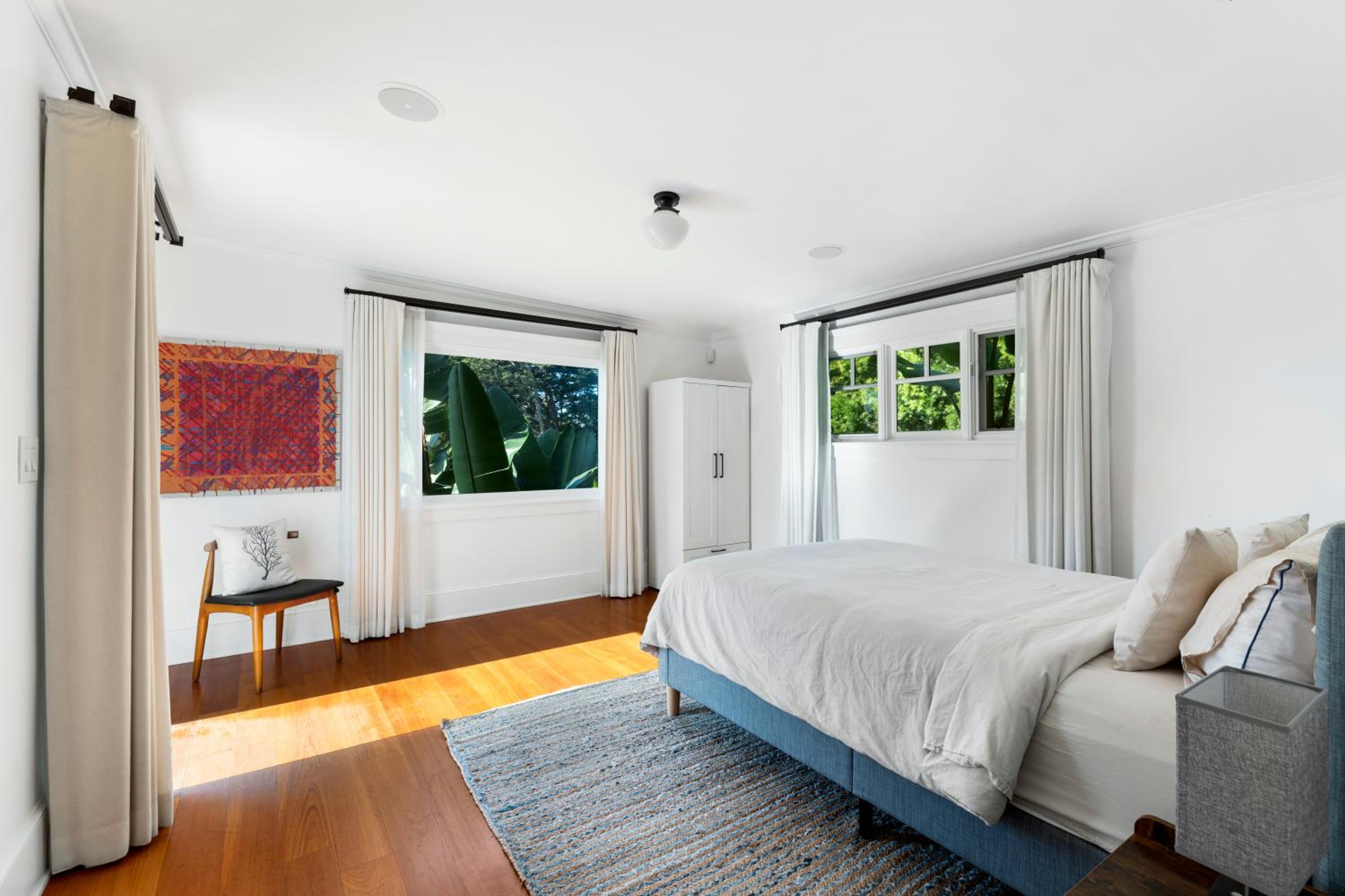 30 PCT OFF Limited Time! Ocean Escape Malibu with Pool, Walk to Beach and Hiking - Property Image 11