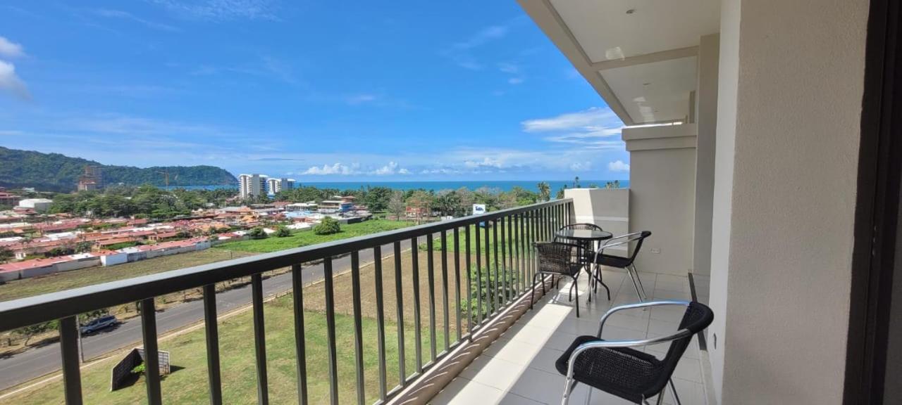 Jaco Bay Condo with Great Views!