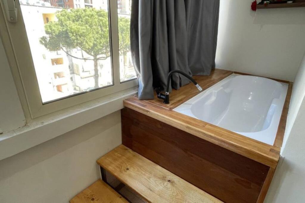 Central Apartment M. Shyri str.1