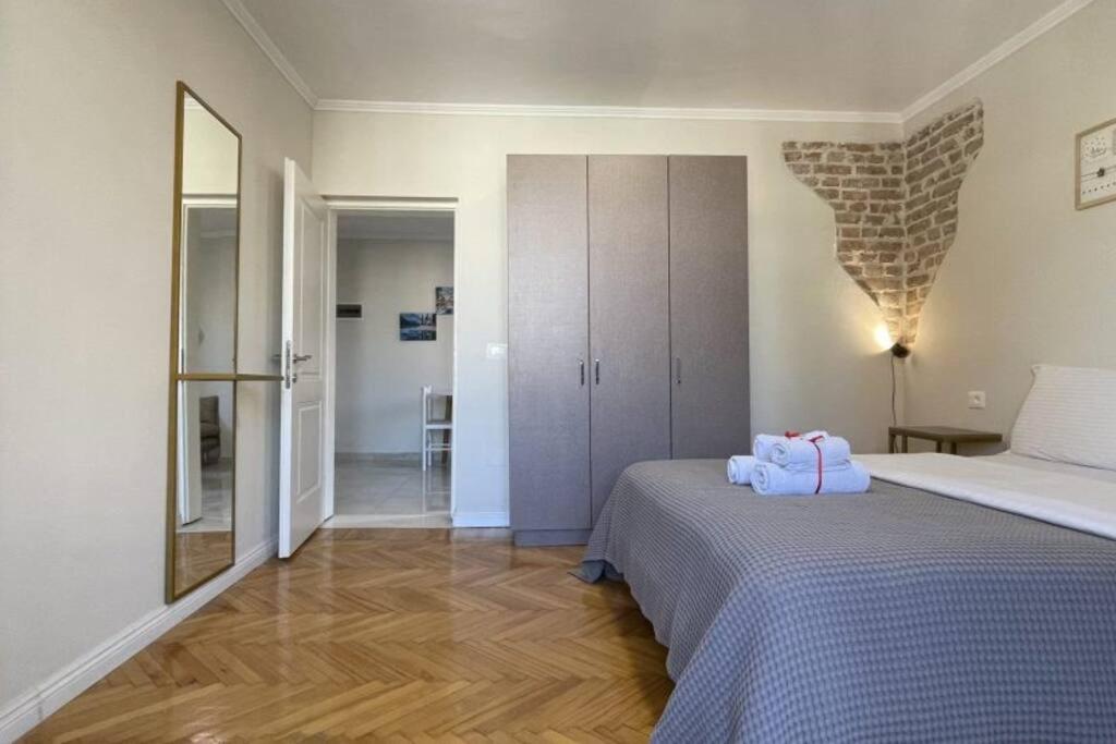 Central Apartment M. Shyri str.1