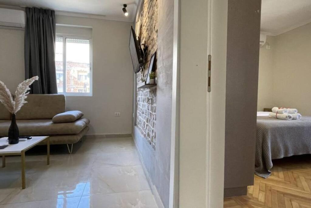 Central Apartment M. Shyri str.1