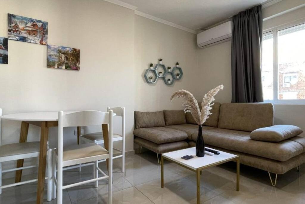 Central Apartment M. Shyri str.1
