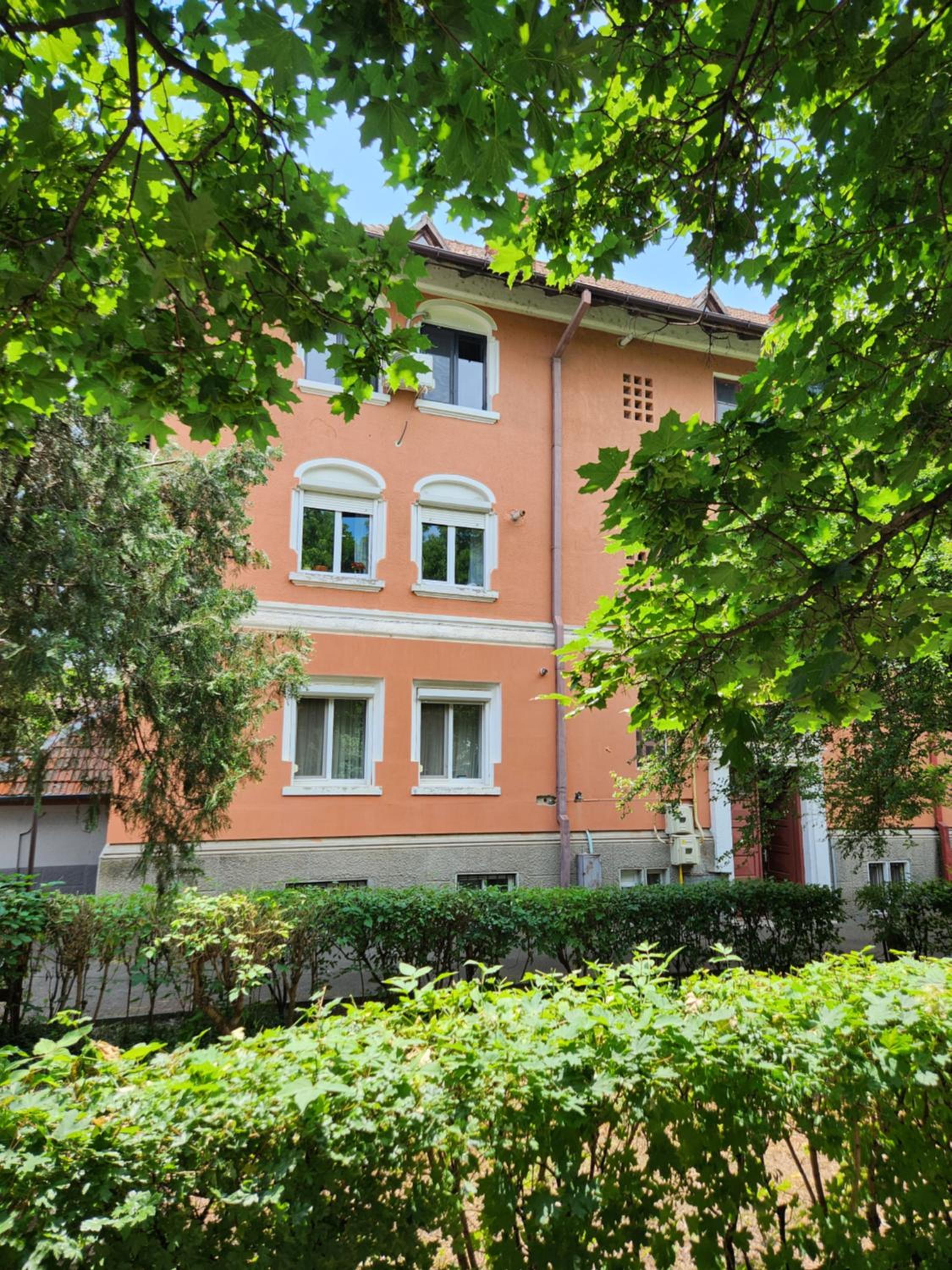 Hotel ART STUDIO BNB - Image 1