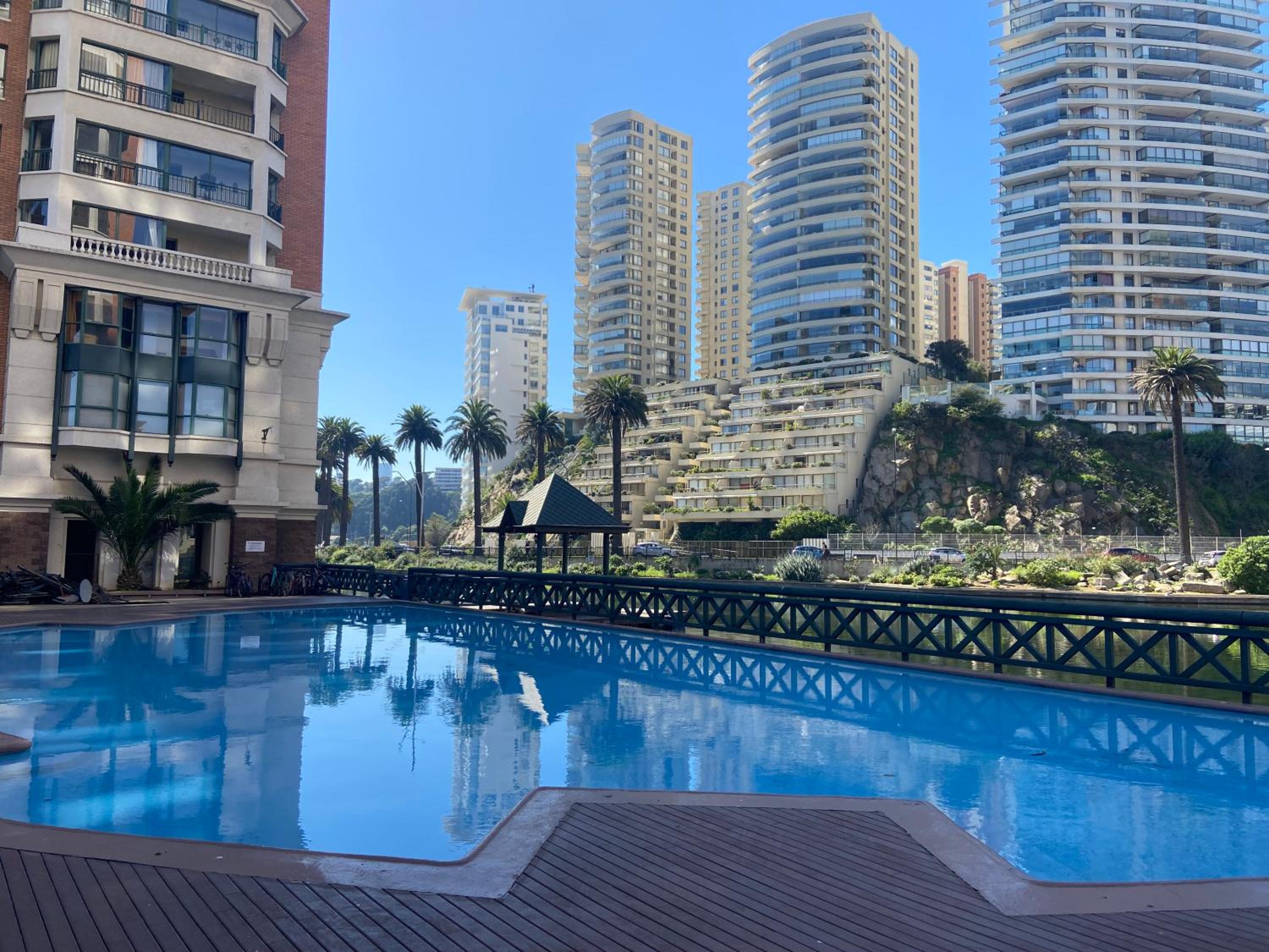 Puerto Pacífico, depa frente al mar y playa , Viña