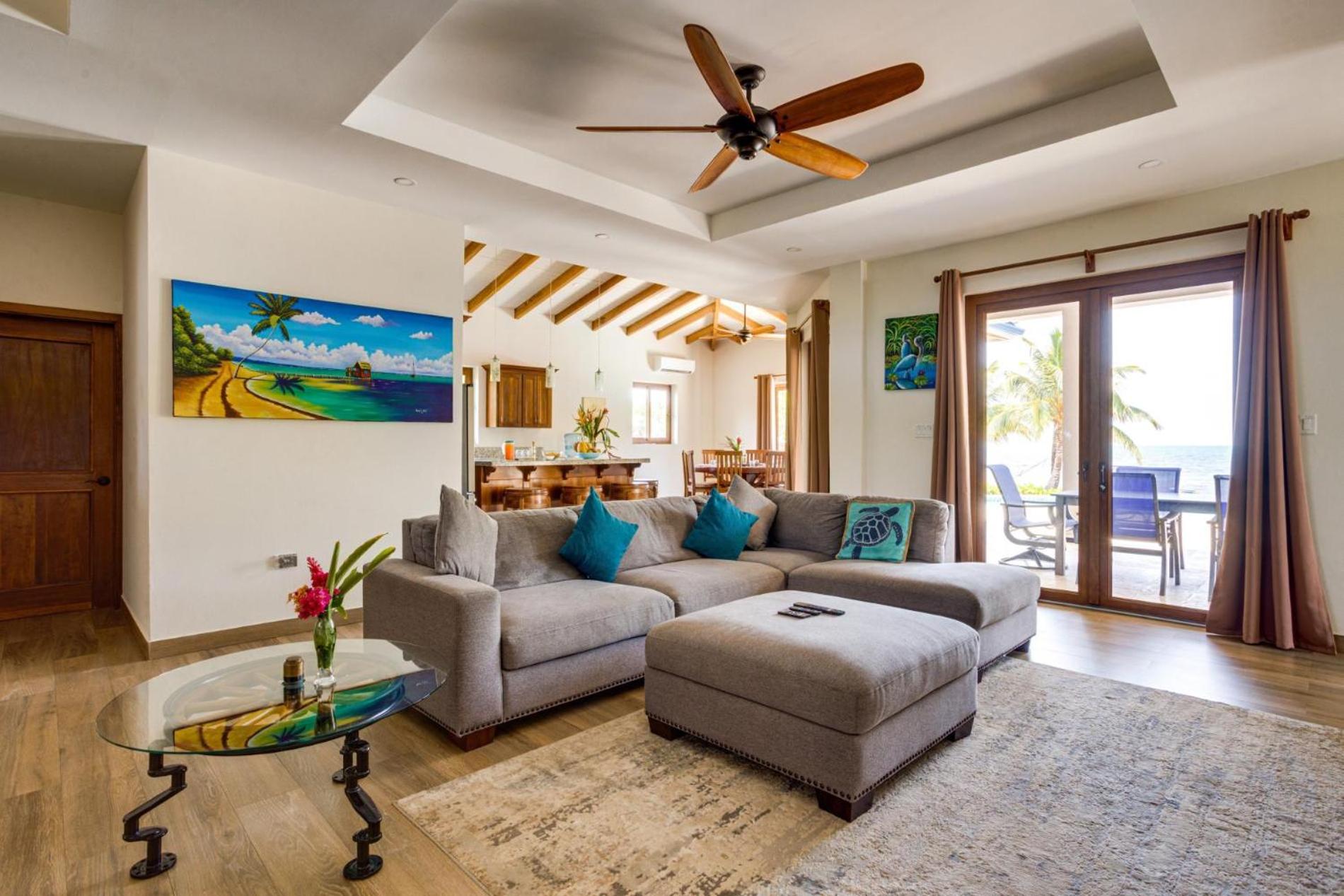 South Gull - 5 Bedroom Beachfront Villa w Large Pool Staff
