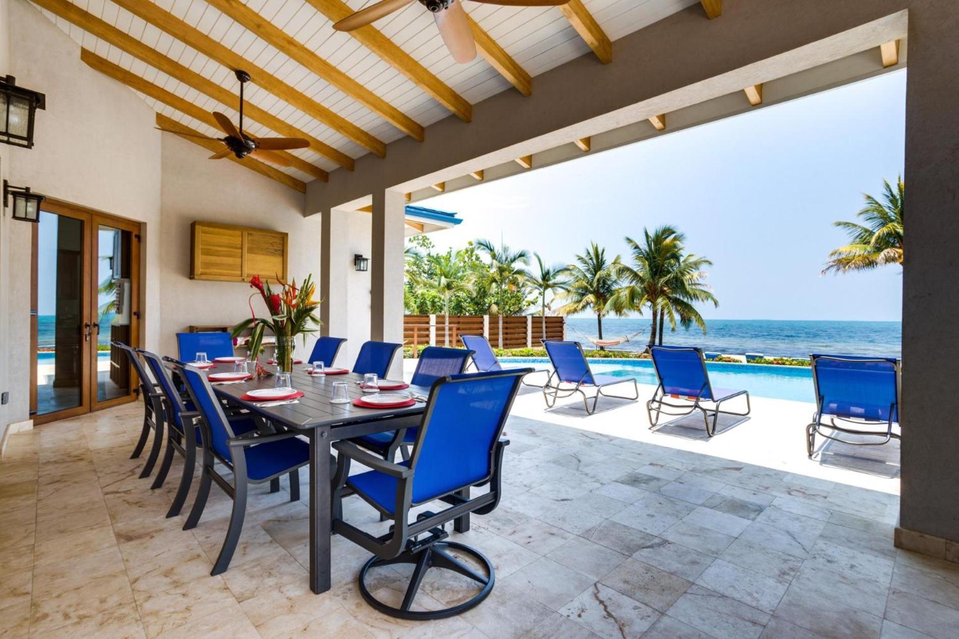 South Gull - 5 Bedroom Beachfront Villa w Large Pool Staff