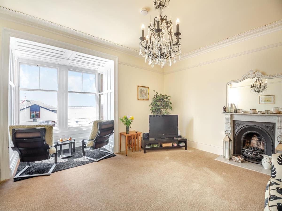 Seaview Apartment Westhaven