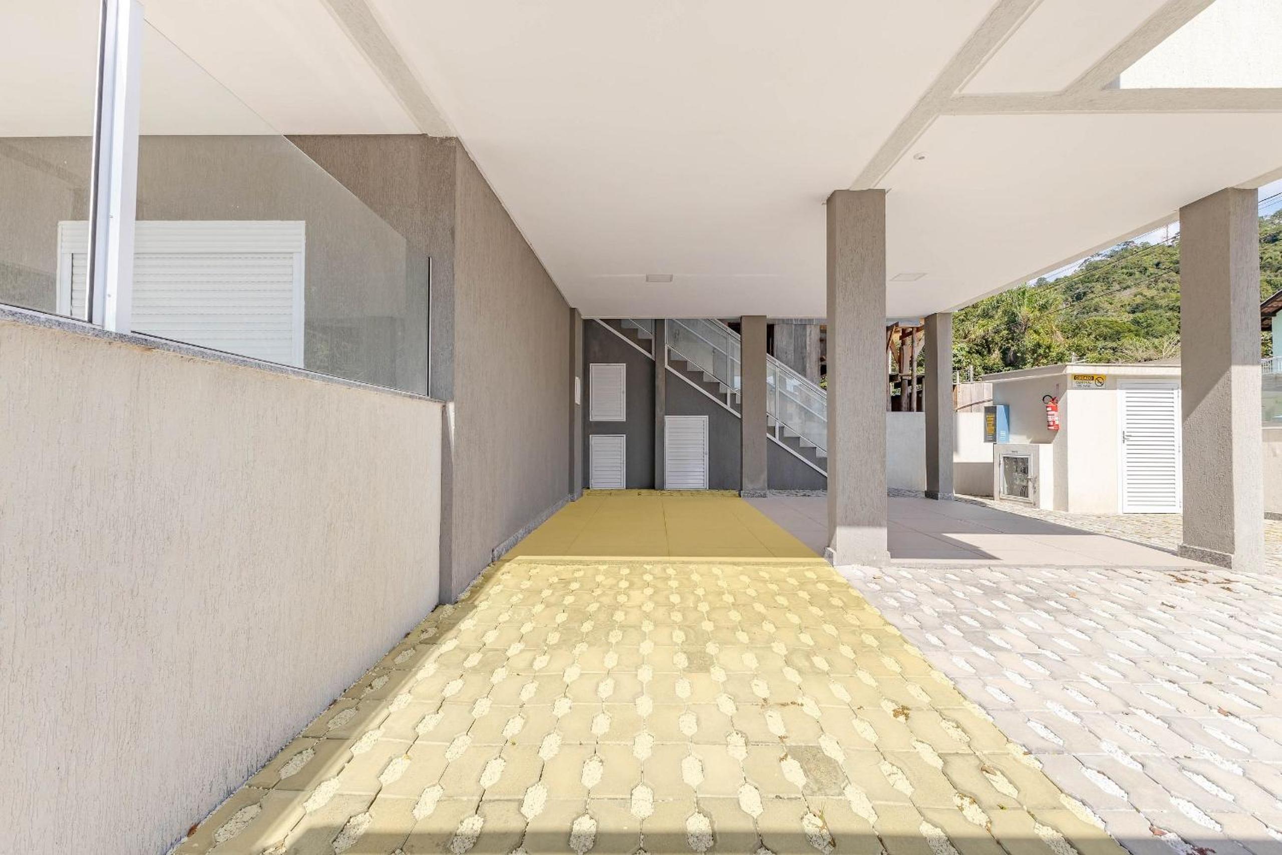 Agravável Apartamento a Poucos Minutos da Praia