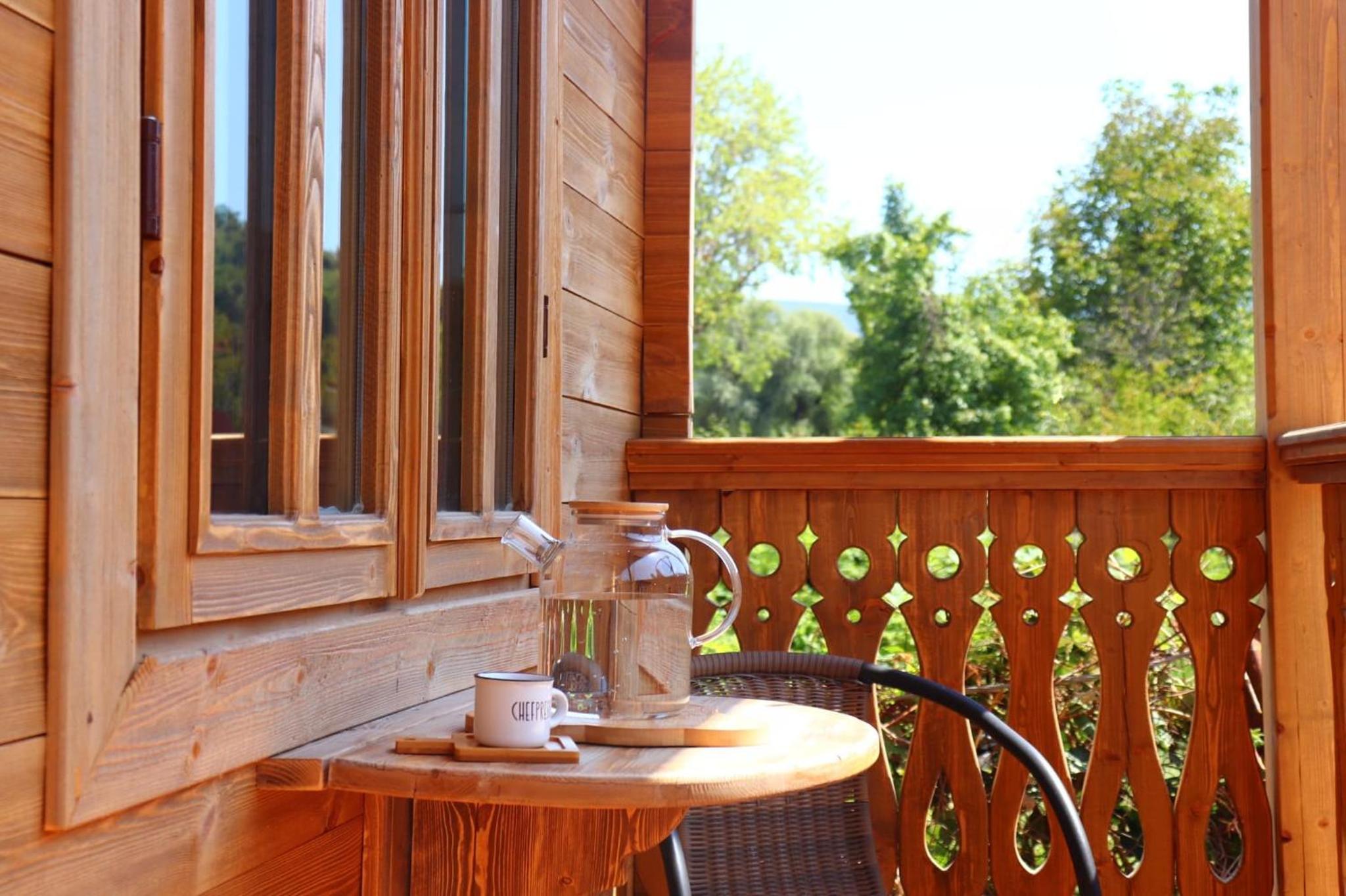 Shinao Cottage