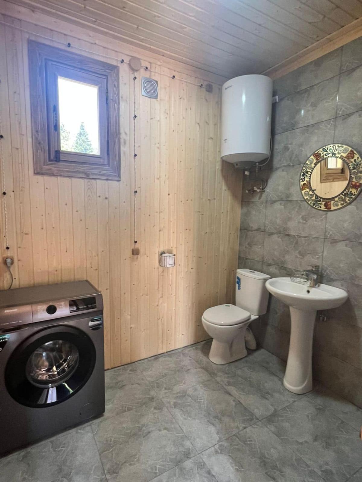 Shinao Cottage