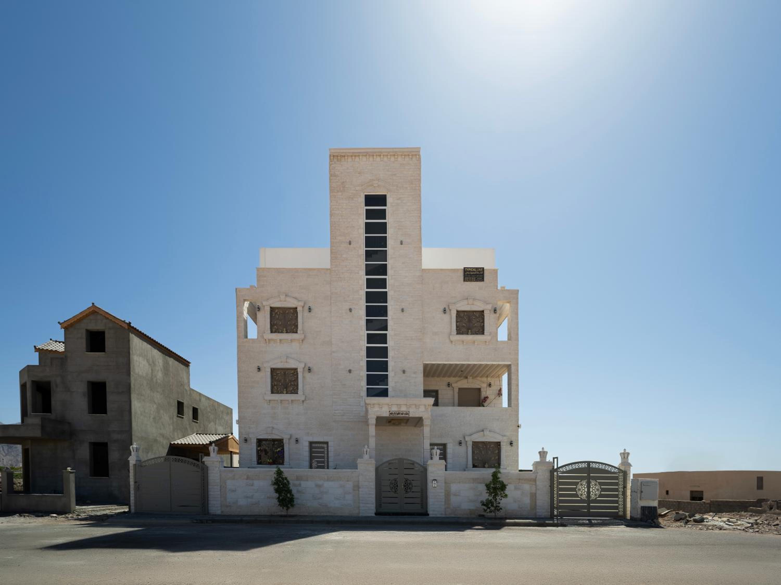 ENG-Murjan Apartment