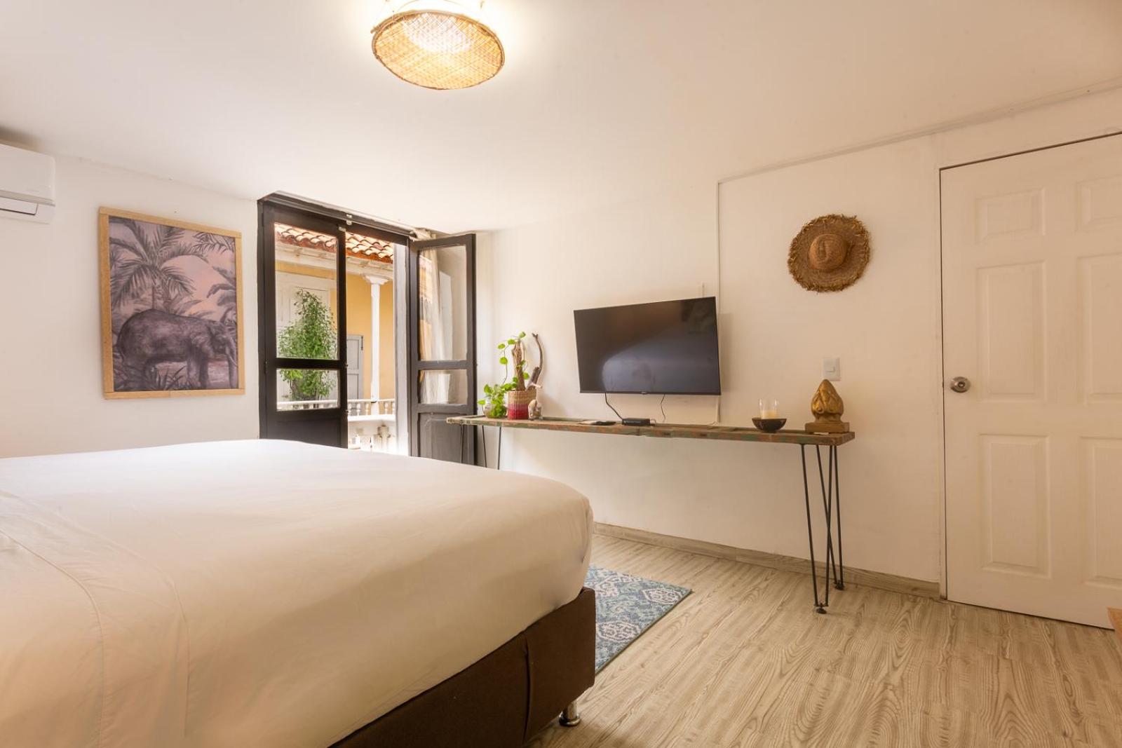 Al Alma Apart-Suites