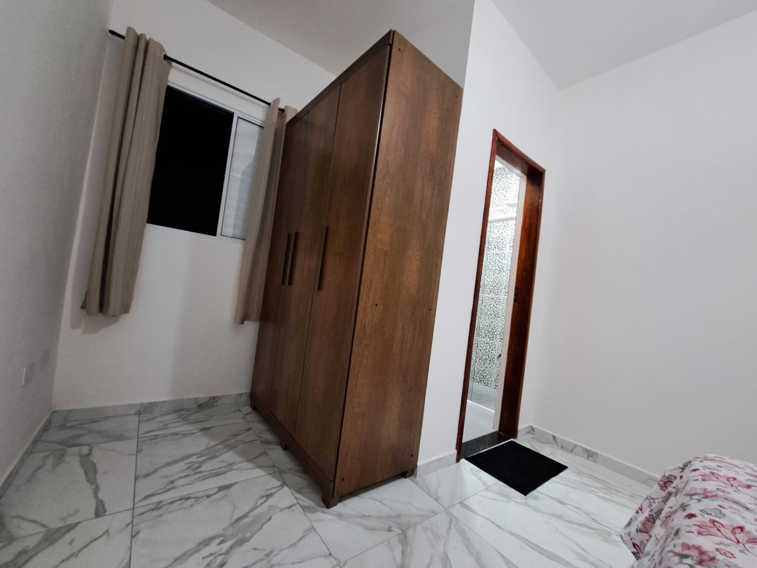 Casa com piscina em itanhaem