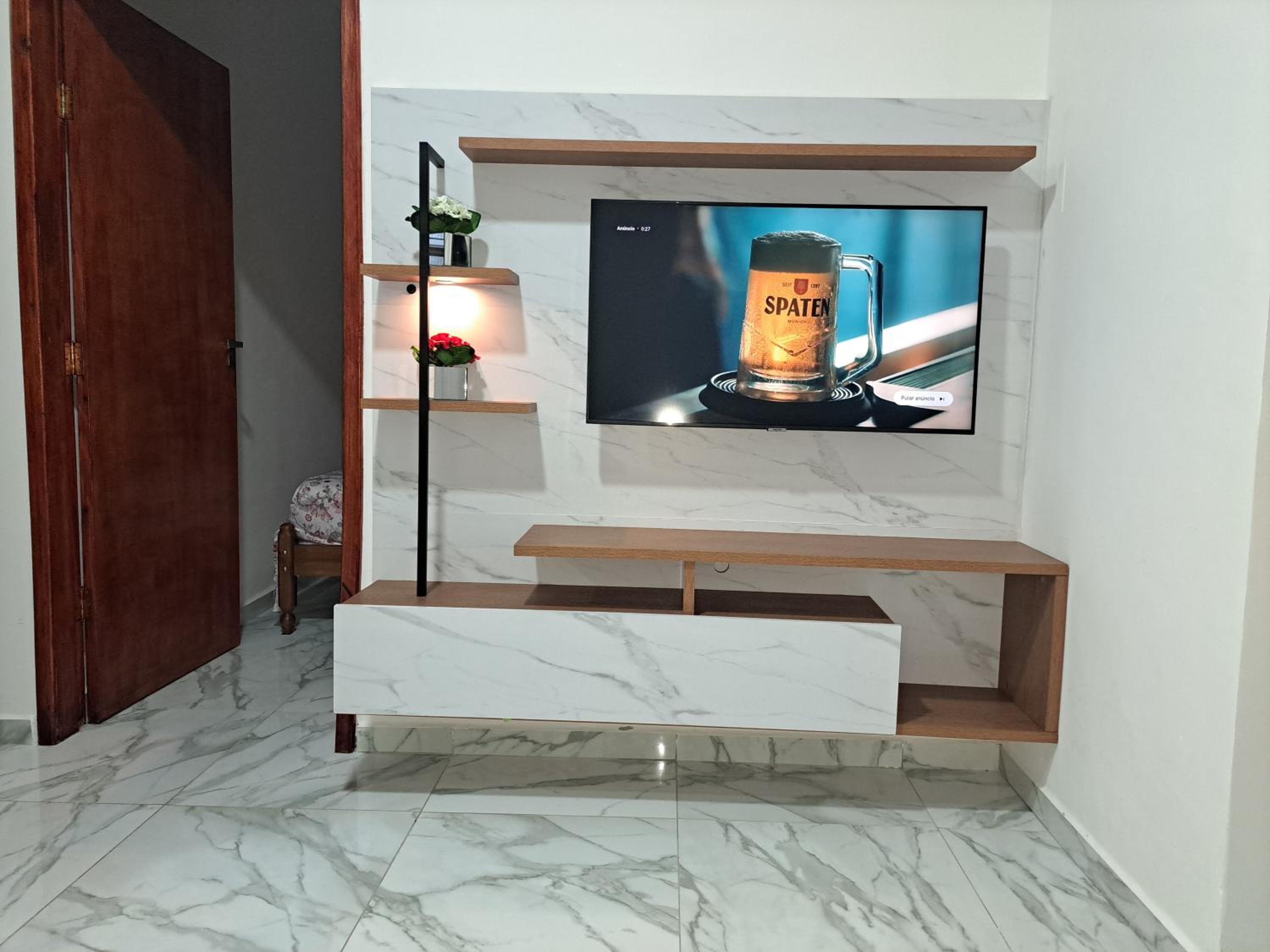 Casa com piscina em itanhaem