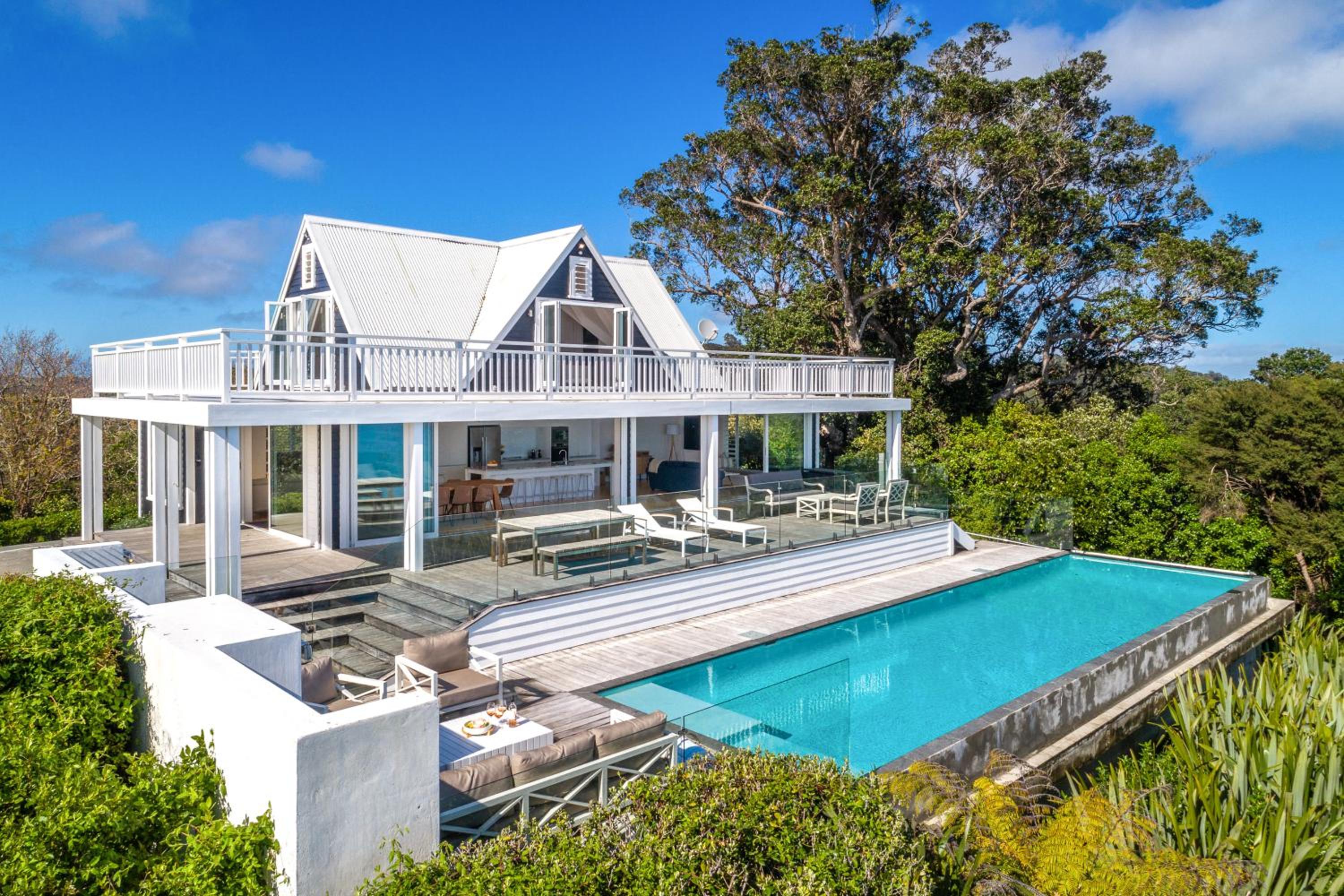No 63 - Stay Waiheke view 3