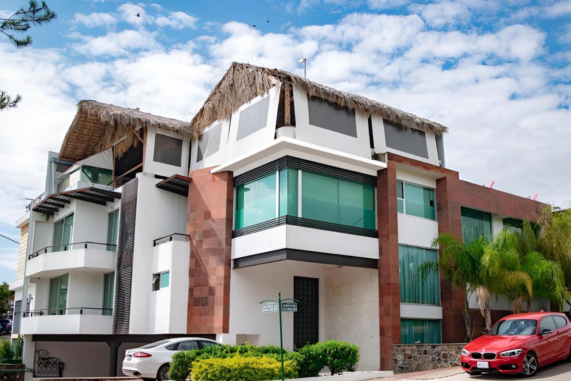 Hotel Giakor Suites - Gran Jardín - Image 1