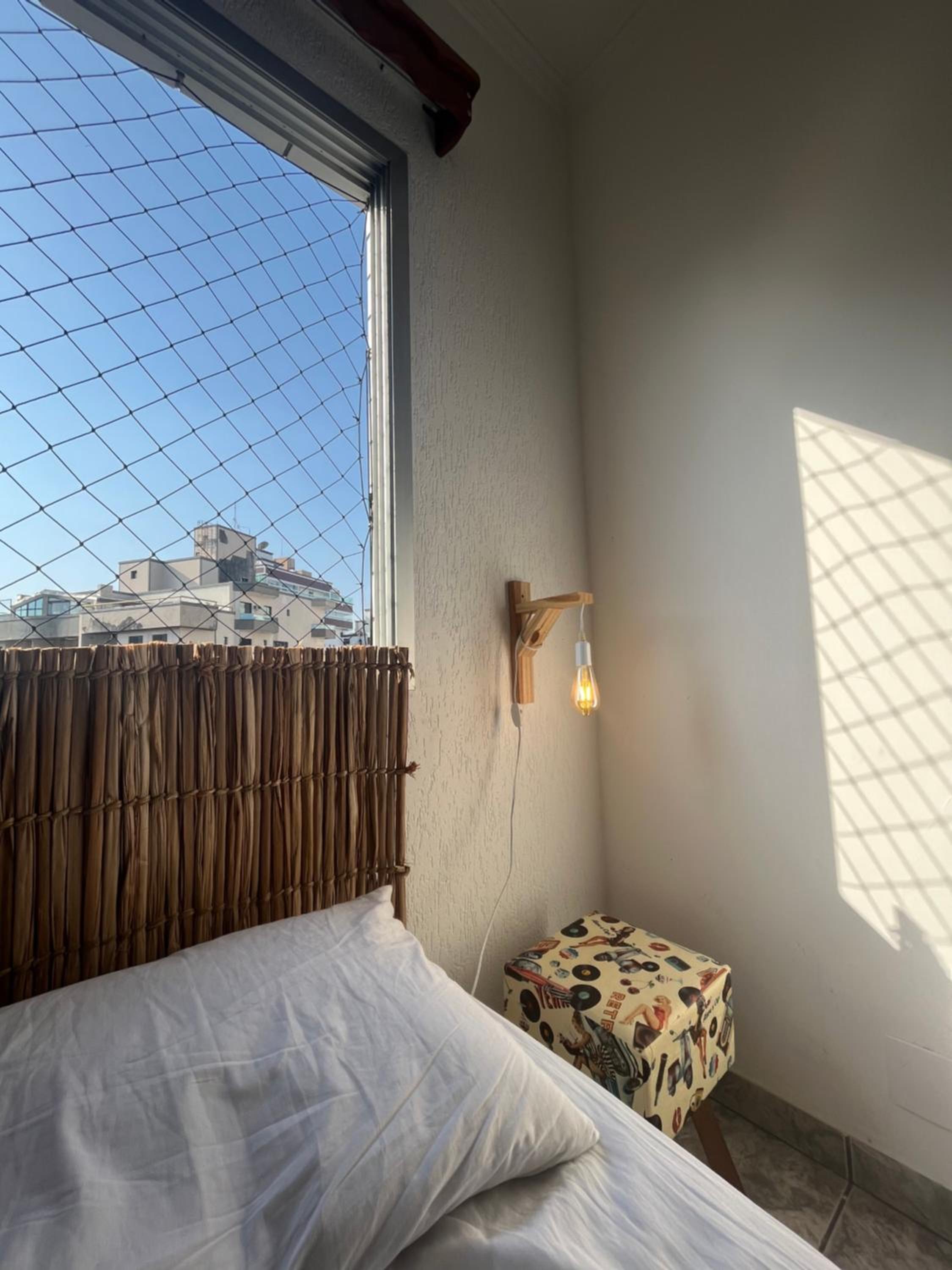 Apt 2 dorm na quadra da praia Ocian - Praia Grande SP