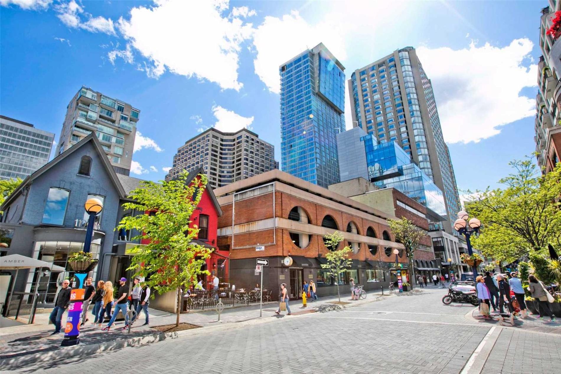 University of Toronto UTSG Suites