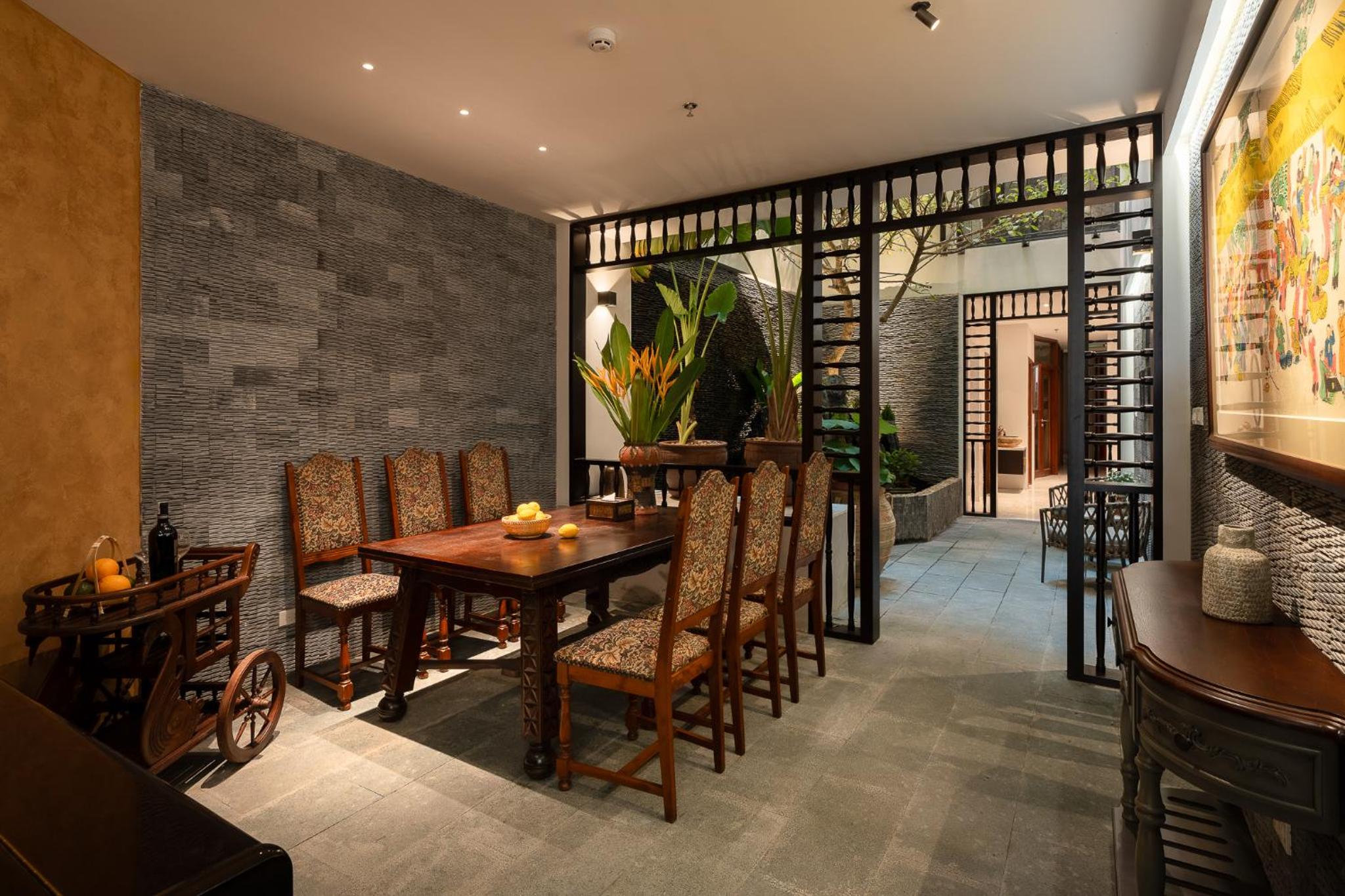 Le Parfum Apartment and Hotel