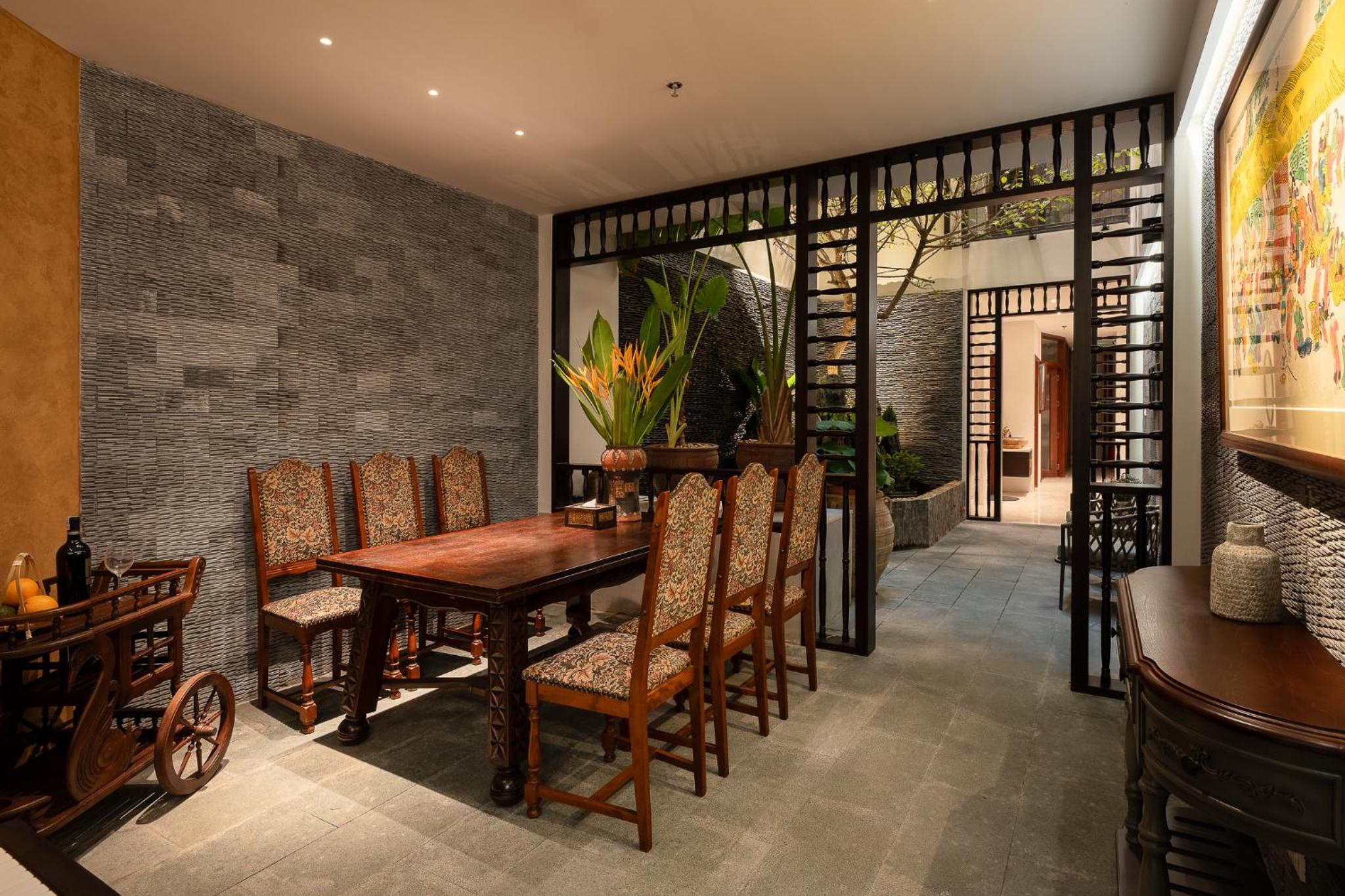 Le Parfum Apartment and Hotel