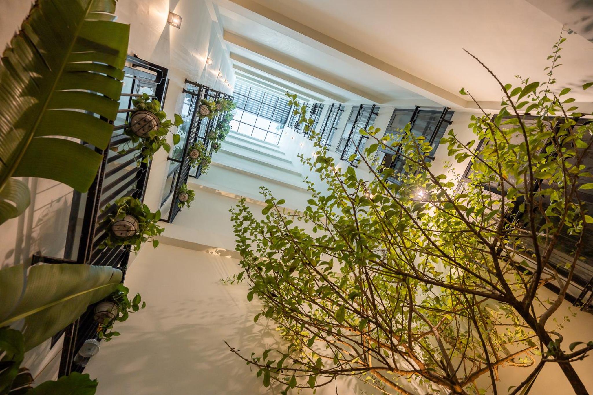 Le Parfum Apartment and Hotel