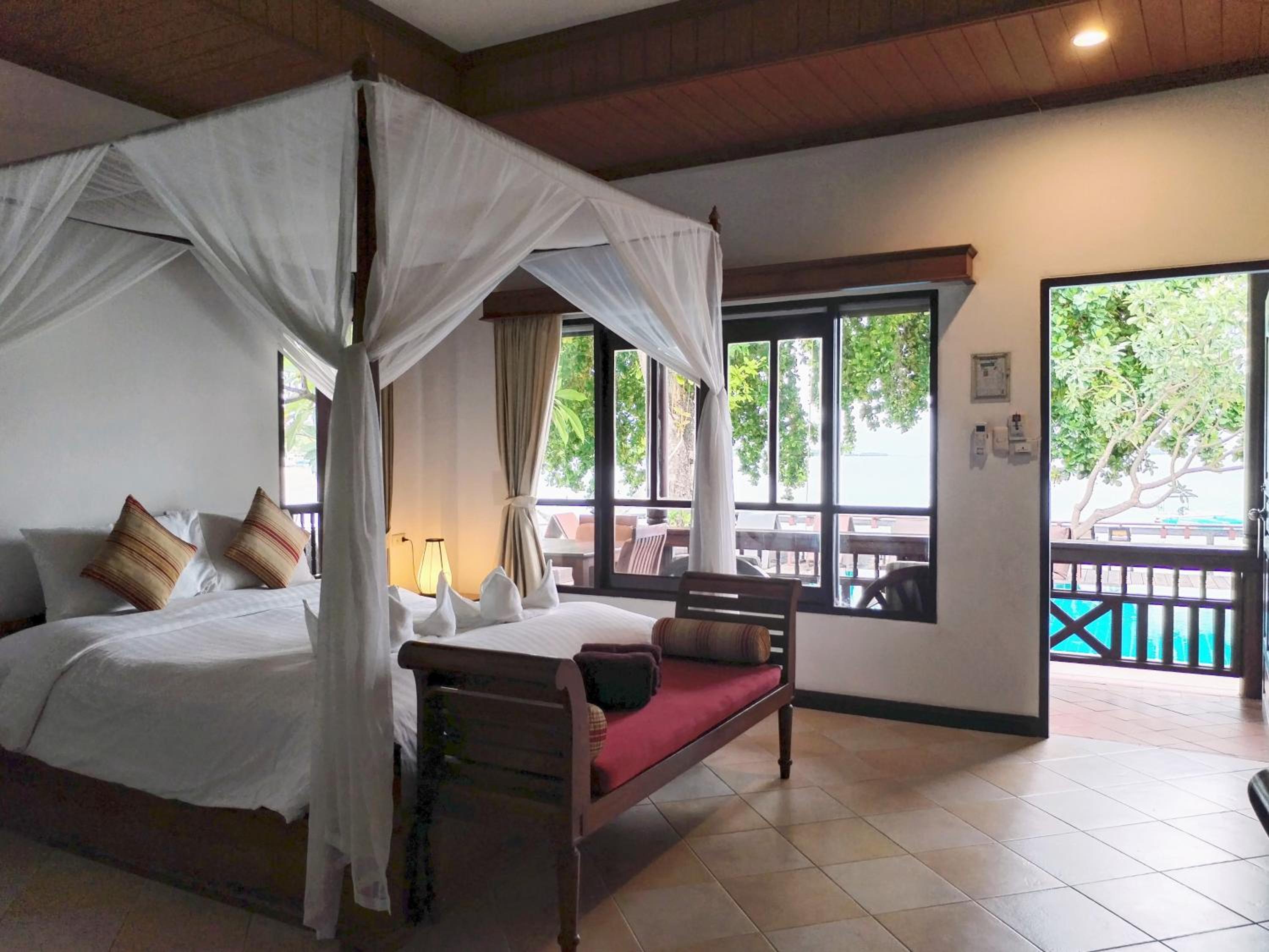 Bhundhari Chaweng Beach Resort Koh Samui - SHA Plus