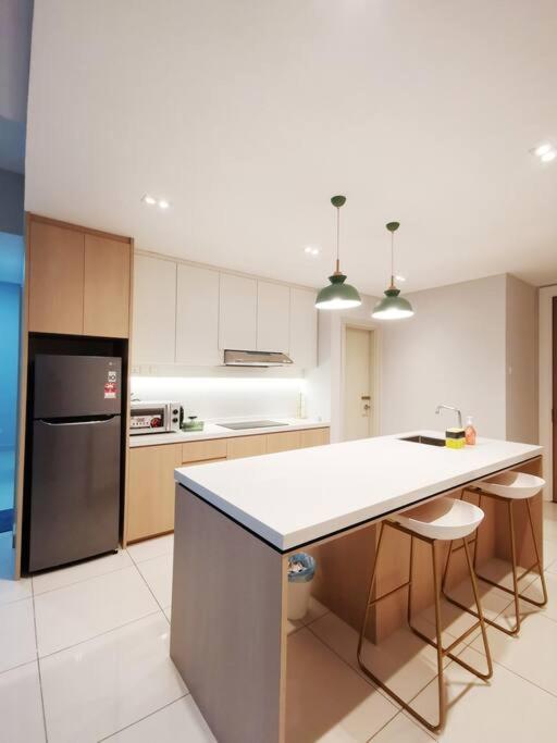 2410mosaic southkey 2+1midvalley
