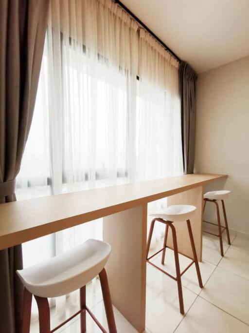 2410mosaic southkey 2+1midvalley