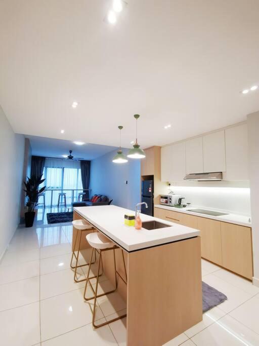 2410mosaic southkey 2+1midvalley