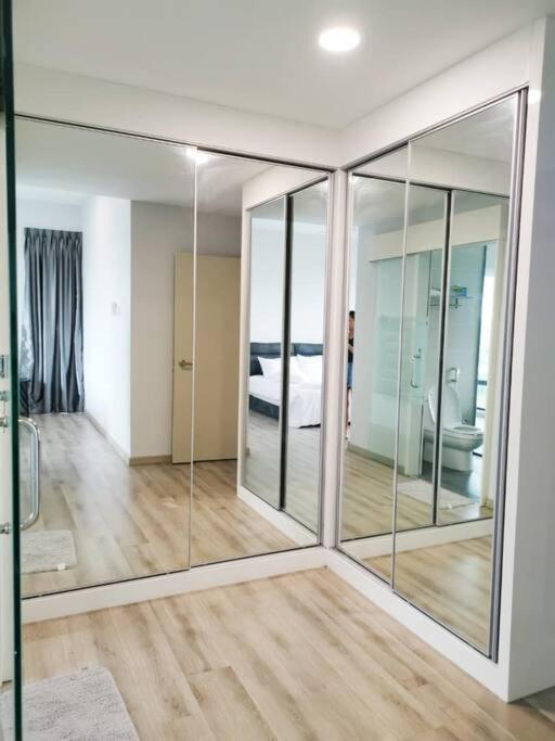 2101BAthtubsuite 3+1room2carp3wc midvelleyjbcenter
